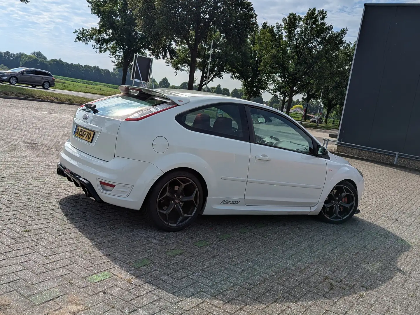 Ford Focus Focus Mk2 2.5 20V ST Blanc - 2