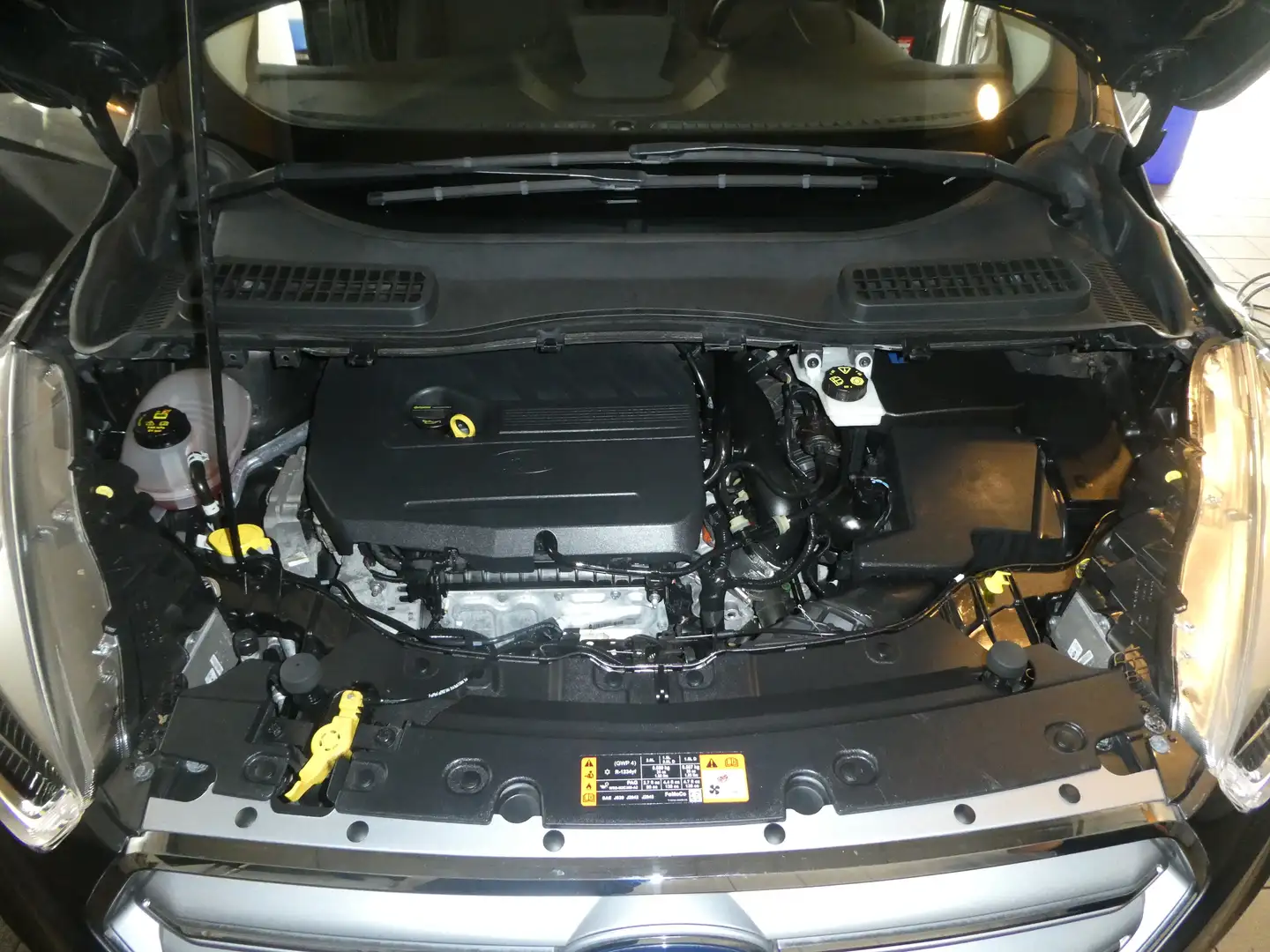 Ford Kuga TÜV/NEU*NAVI*KAMERA*AHK*Automatic*Garantie* Grijs - 2