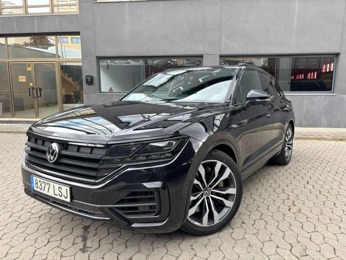 Volkswagen Touareg 3.0TSI V6 R 4Motion Tiptronic Negro - 2