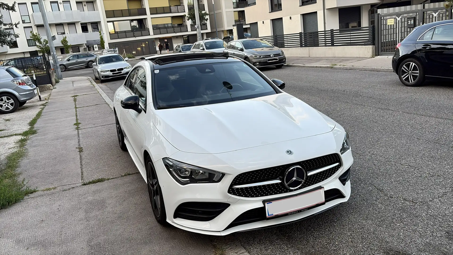 Mercedes-Benz CLA 200 CLA 200 d (118.312) Weiß - 1