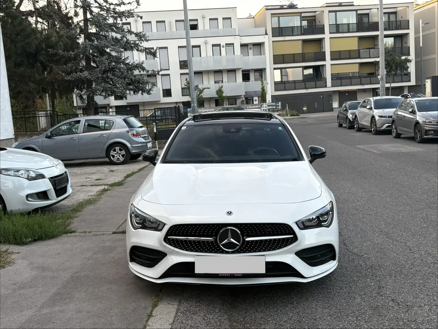 Mercedes-Benz CLA 200 CLA 200 d (118.312) Weiß - 2