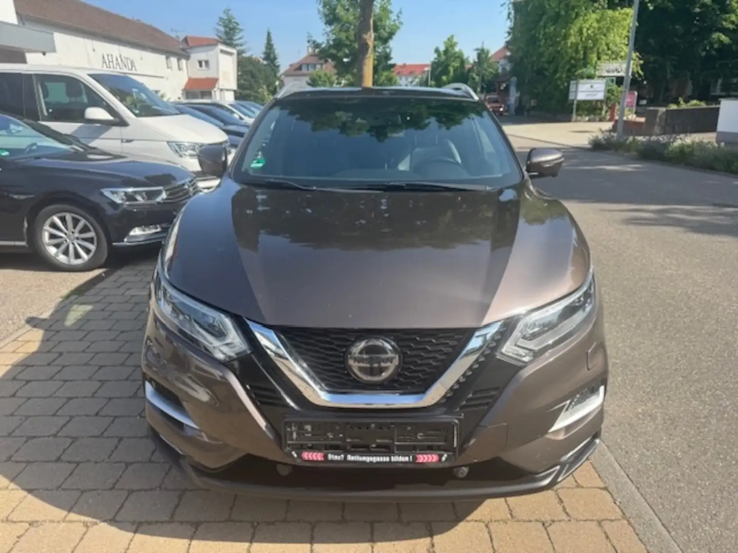 Nissan Qashqai 1.3 DIG-T Tekna Braun - 2