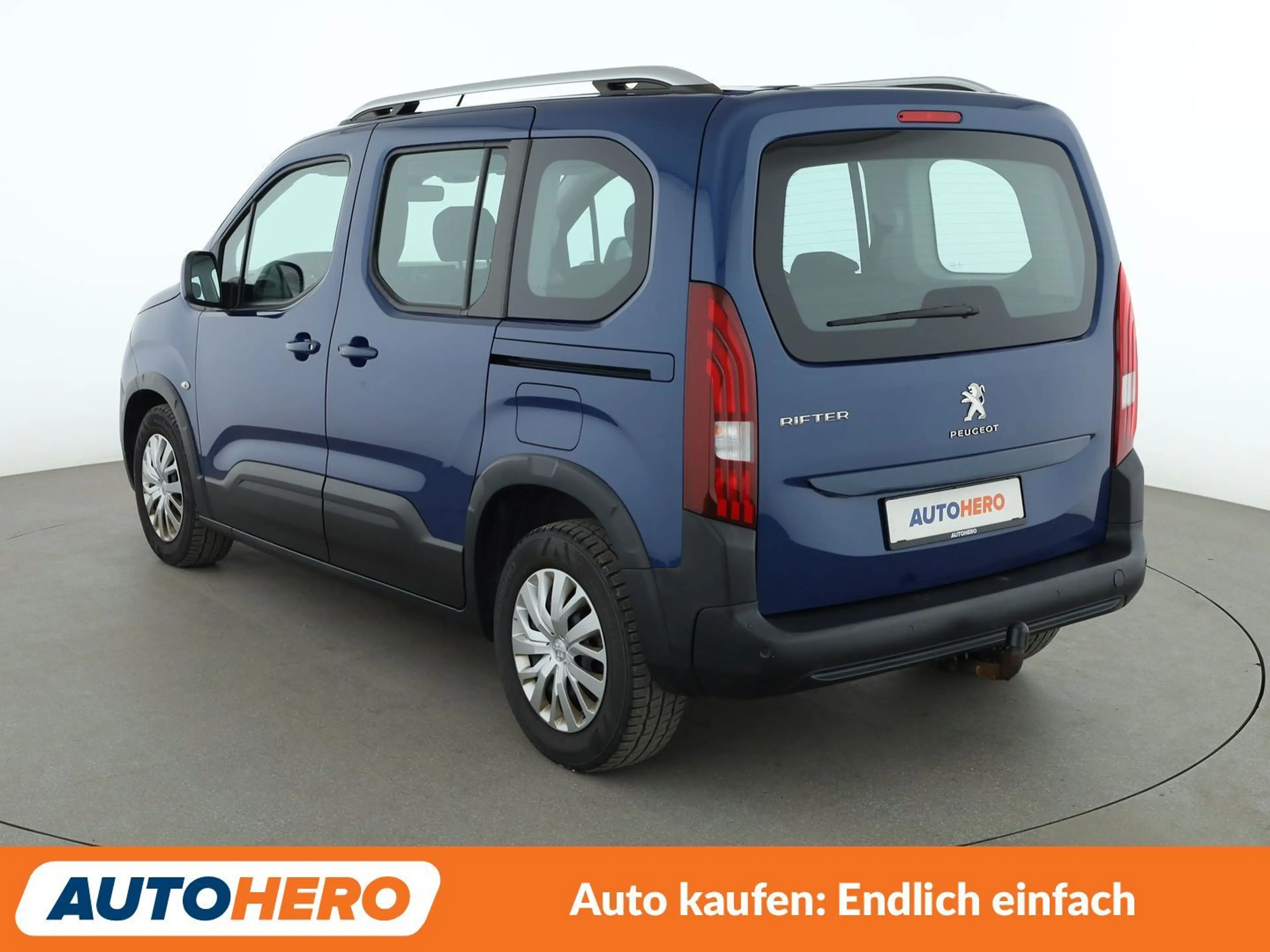 Peugeot Rifter 1.2 PureTech Active L1*SPUR*PDC*AHK*KLIMA*TEMPO* — photo 4