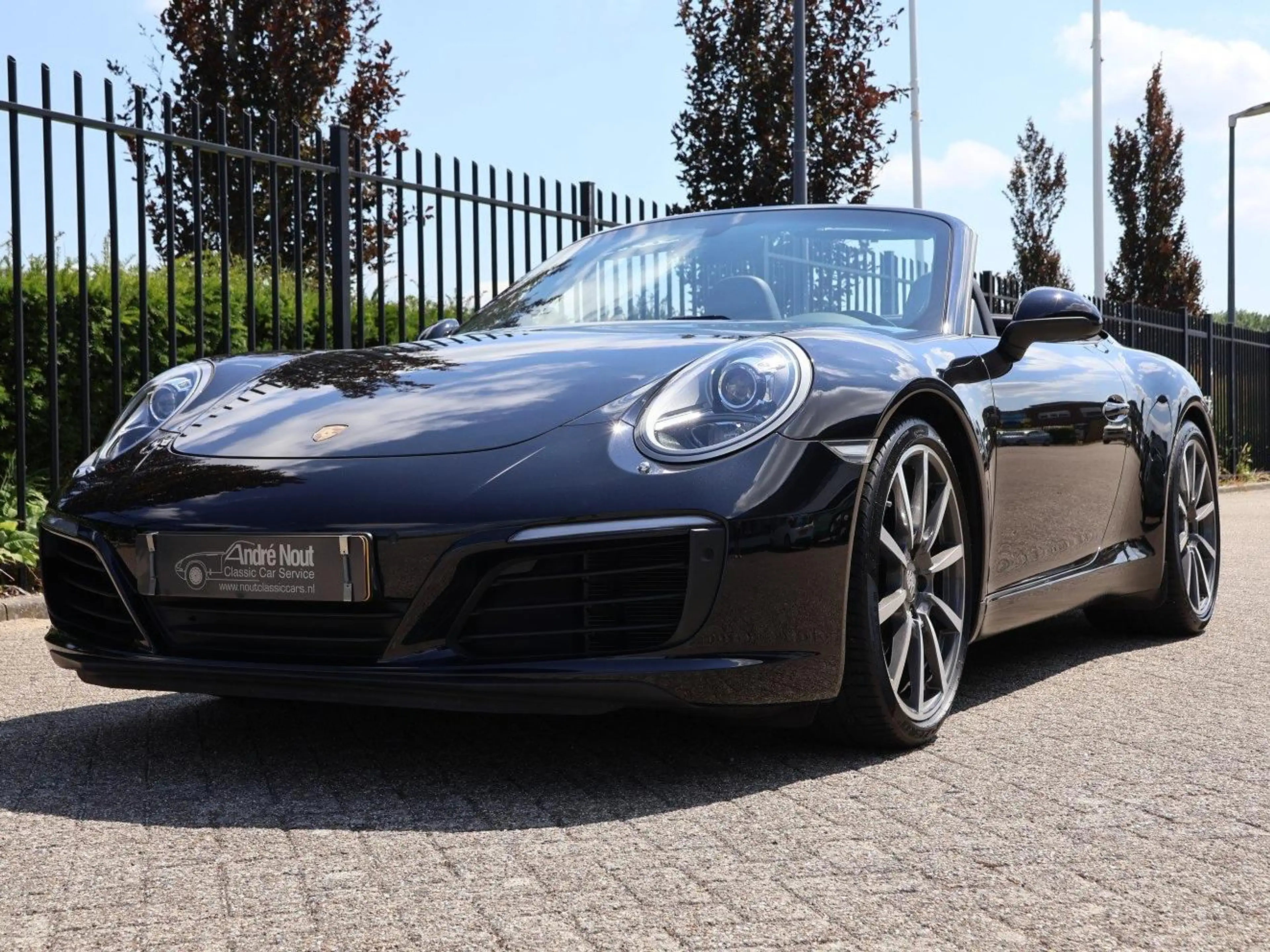 Porsche 911 991.2 Carrera cabriolet — photo 4