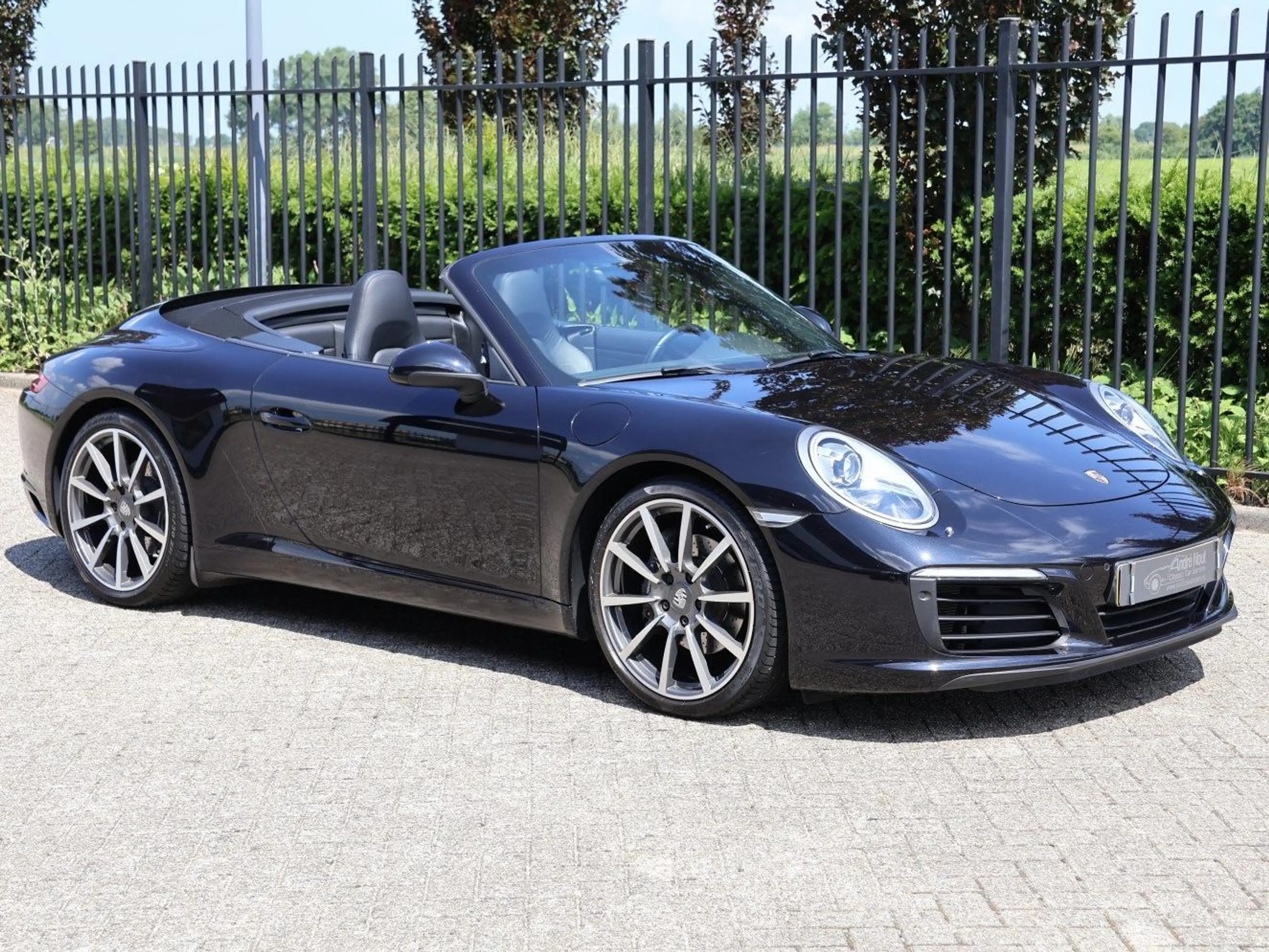 Porsche 911 991.2 Carrera cabriolet — photo 15