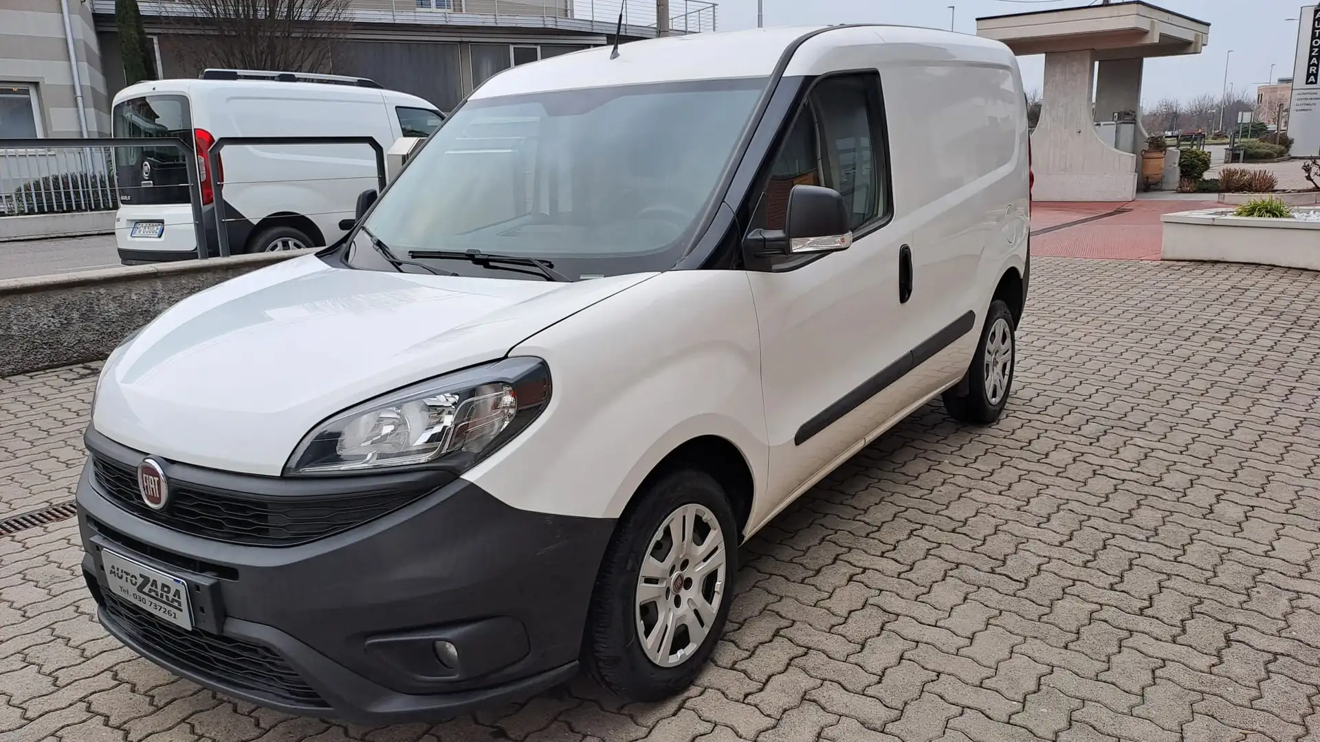 Fiat Doblo LOUNGE 1.3 MTJ Blanc - 2