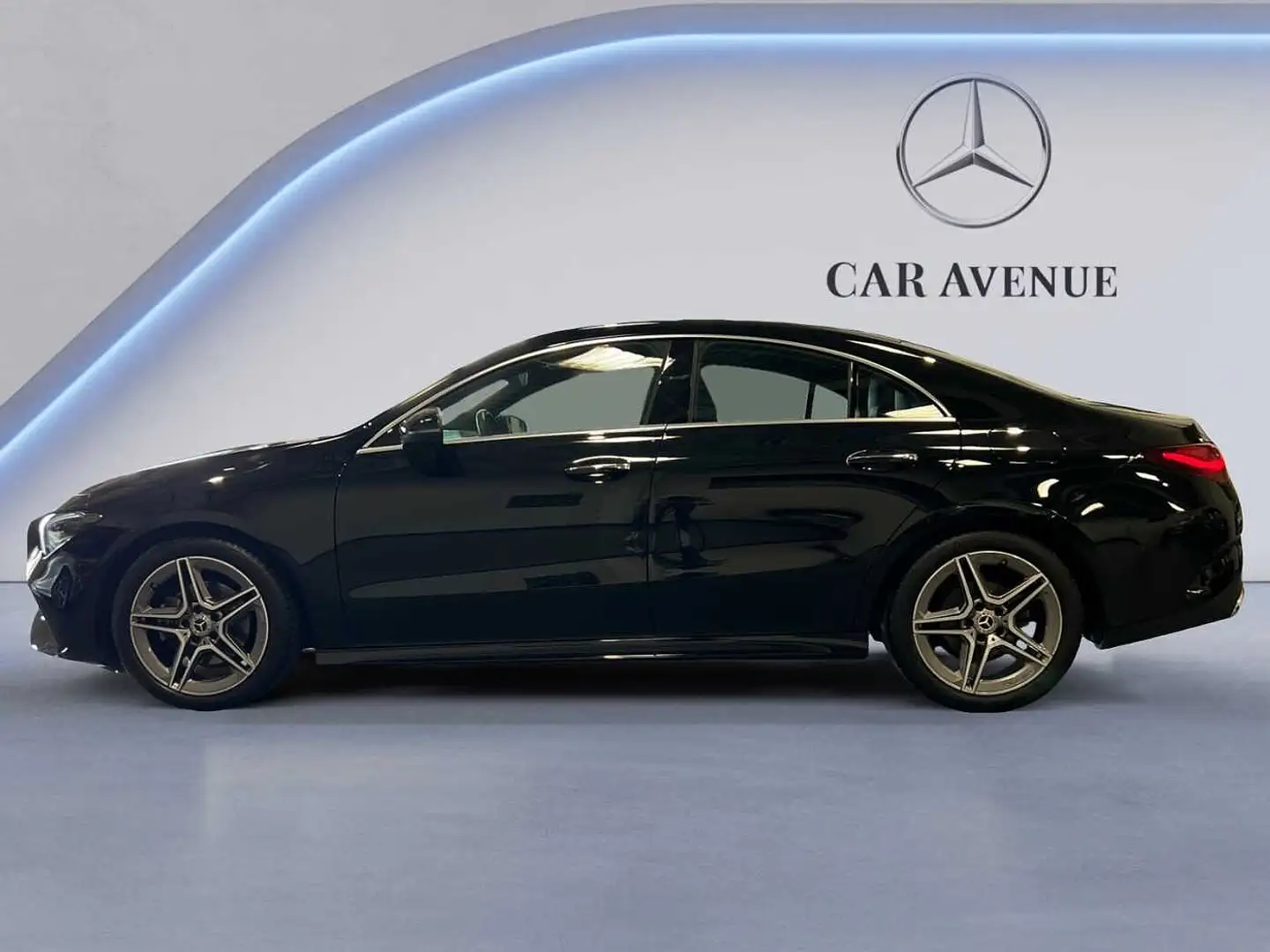 Mercedes-Benz CLA 180 Coupé AMG Line Noir - 2