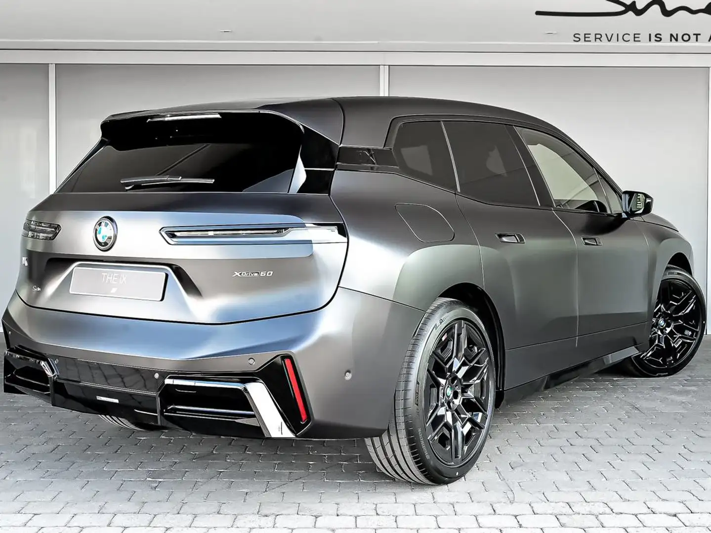 BMW iX iX xDrive60 Grijs - 2