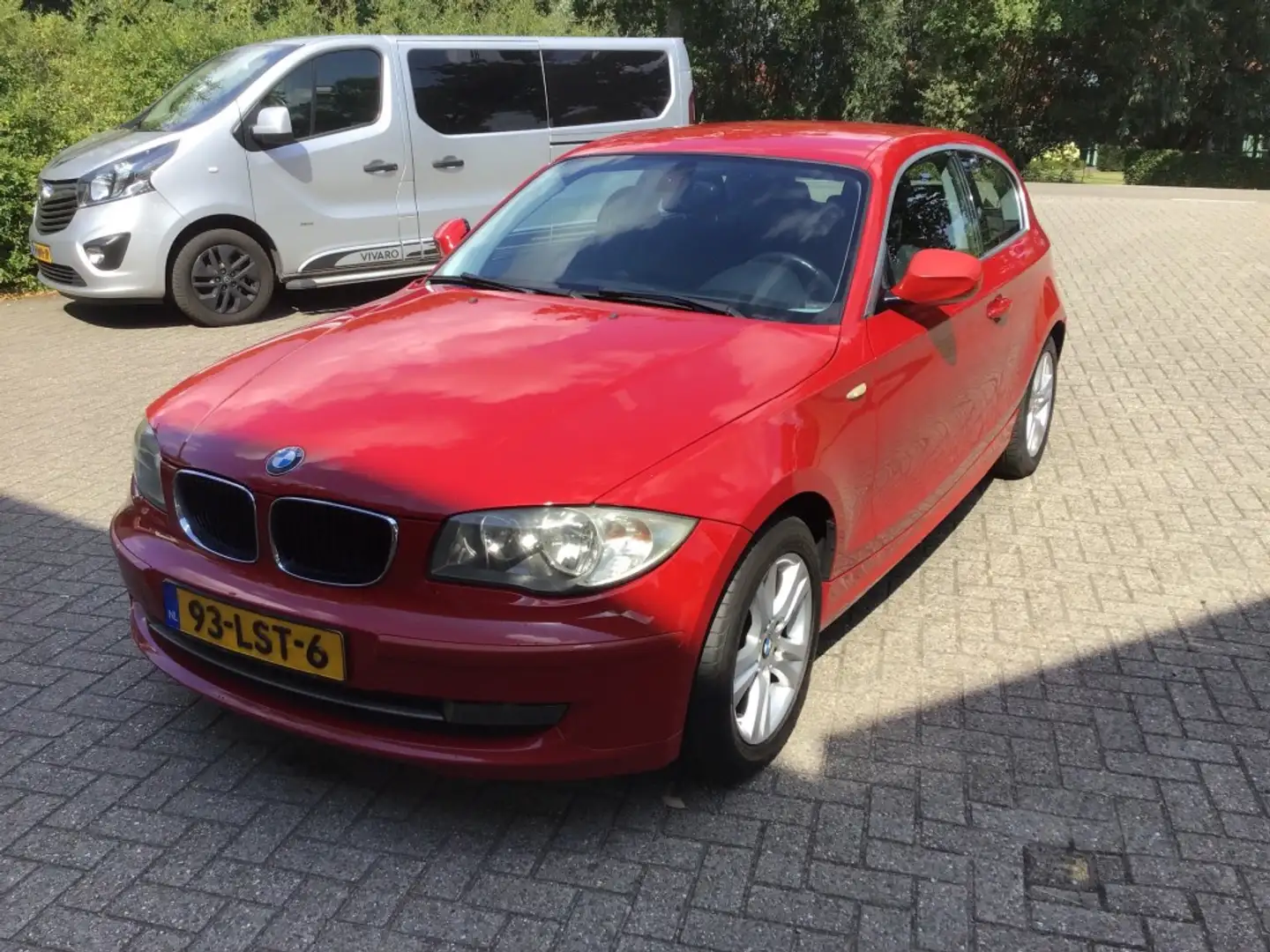 BMW 116I BUSINESS LINE Червоний - 1
