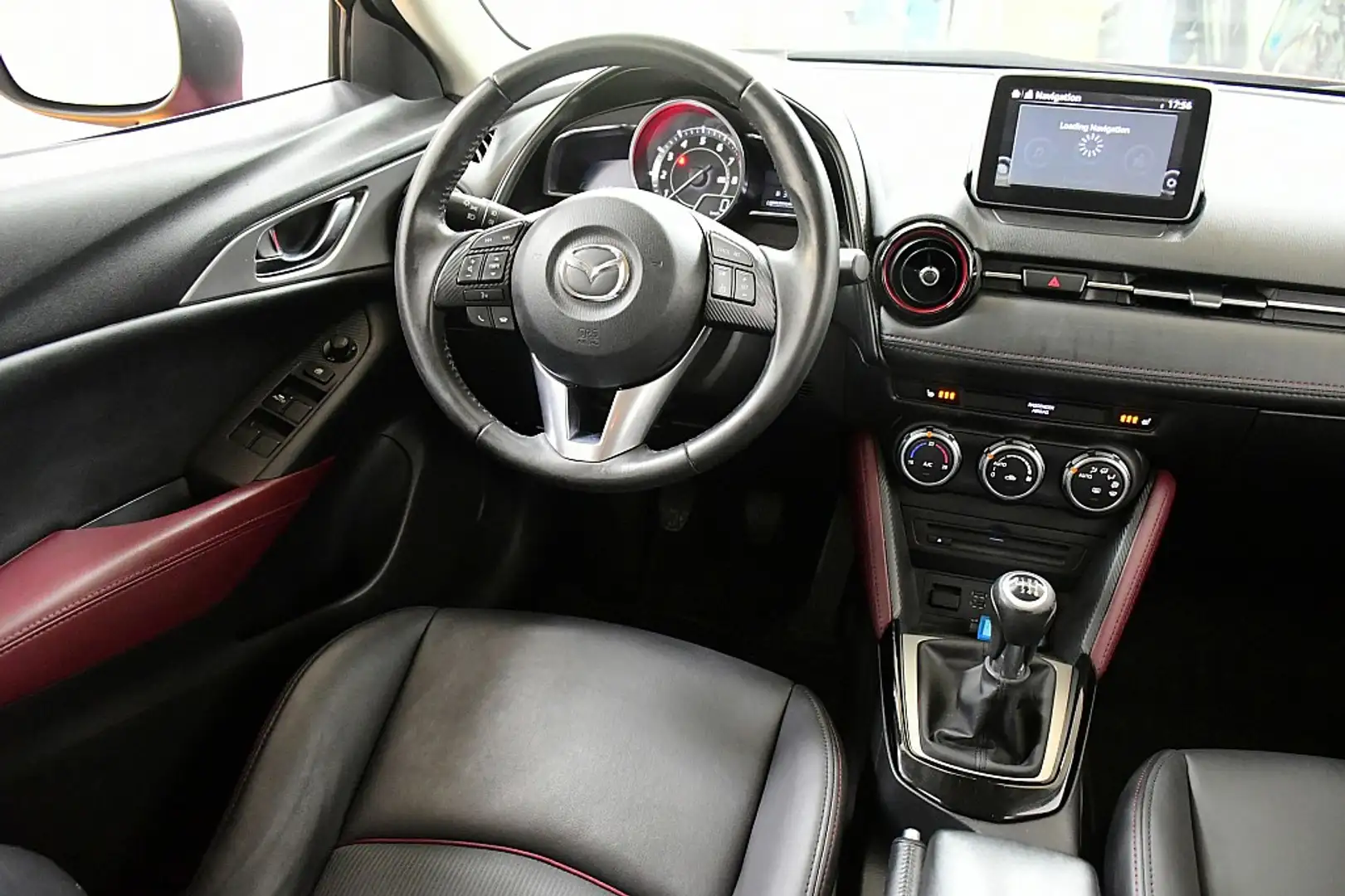 Mazda CX-3 G150 AWD Revolution Rot - 2