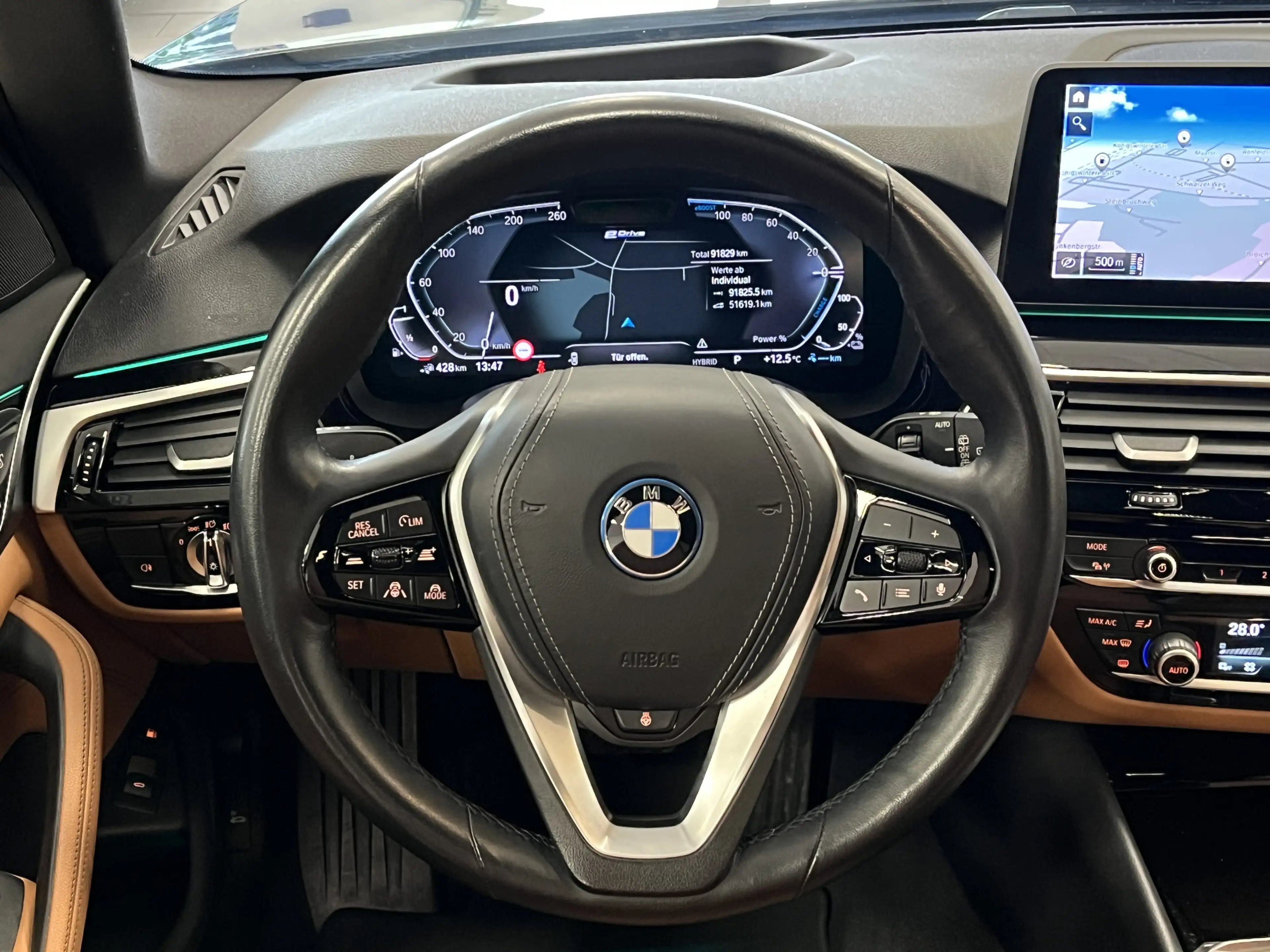 BMW 530 e Leder*CarPlay*LED*HUD*AHK*360°Cam*Navi*ACC — photo 13