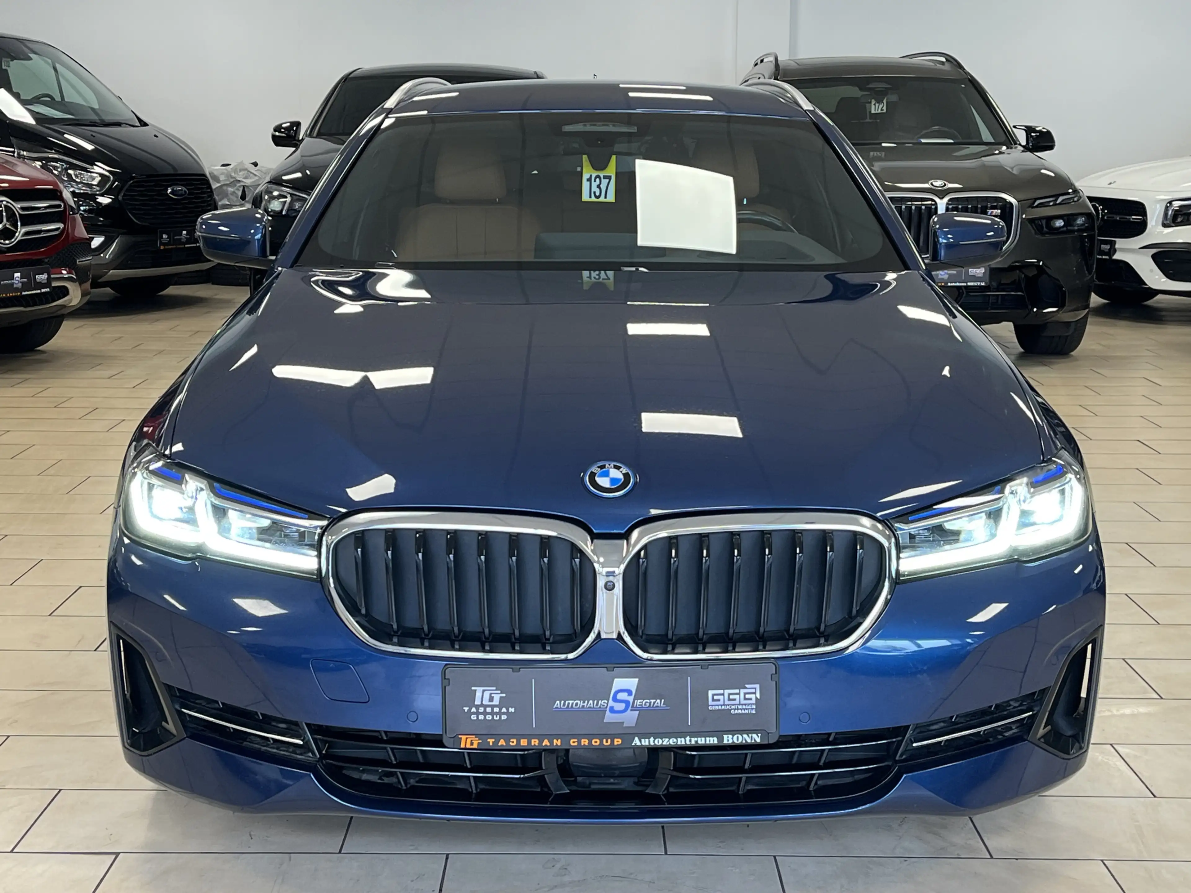 BMW 530 e Leder*CarPlay*LED*HUD*AHK*360°Cam*Navi*ACC — photo 2