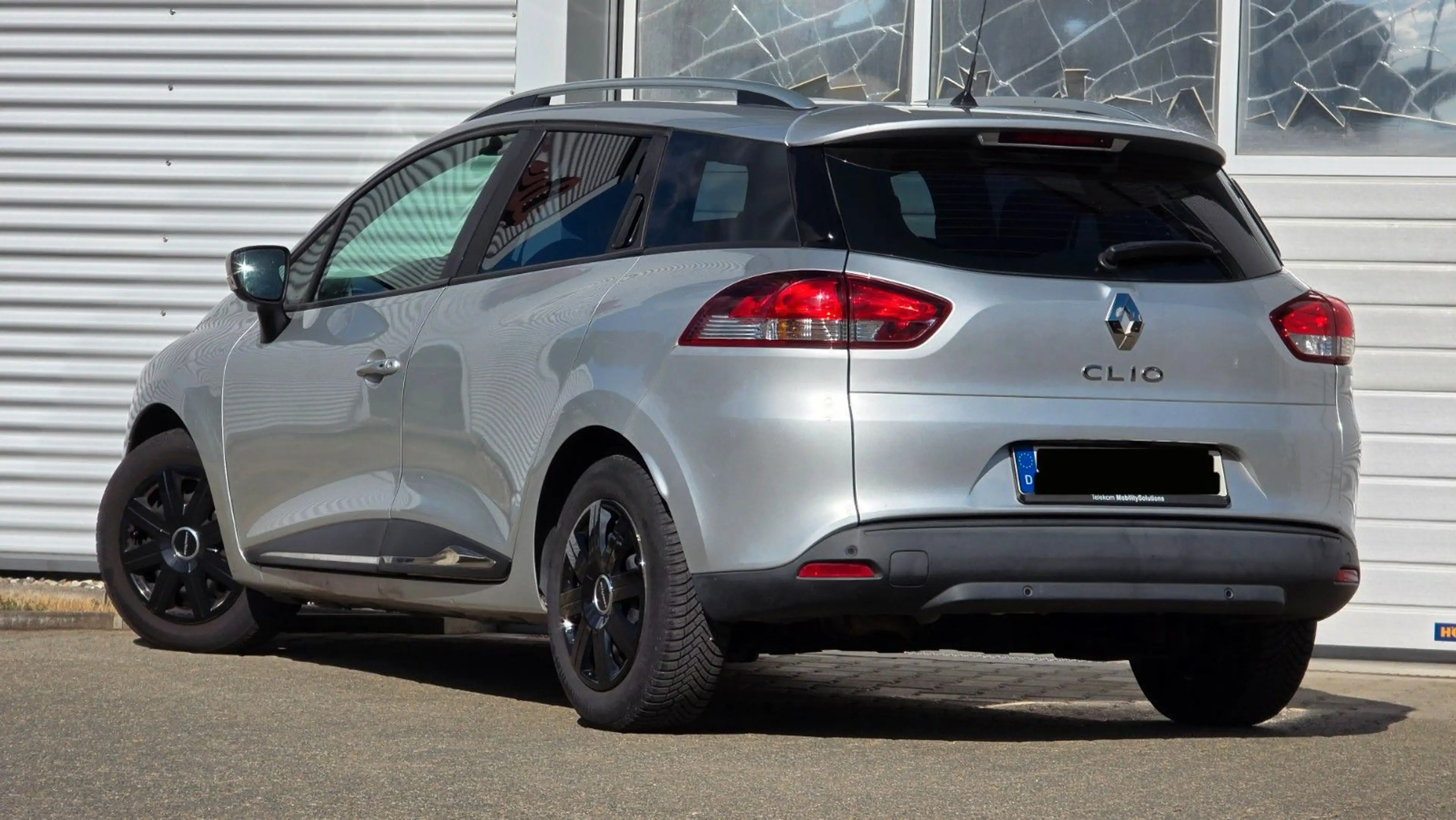 Renault Clio IV Bose Reflex Navi Klima EFH PDC BT — photo 9