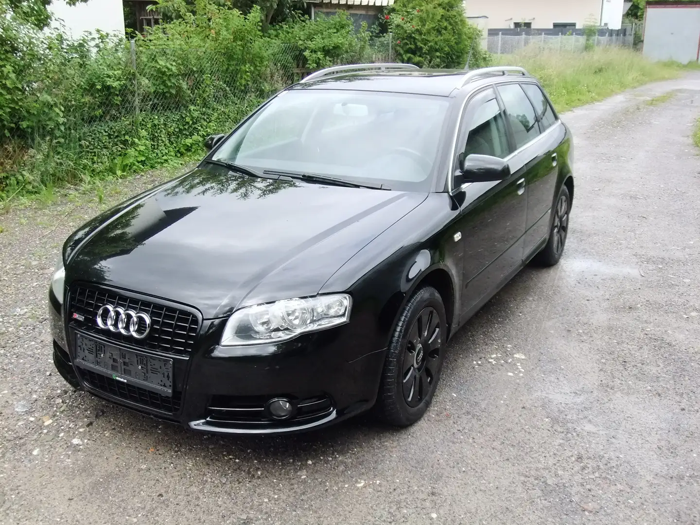 Audi A4 Avant 2,0 TDI quattro DPF Le Mans Edition Schwarz - 1