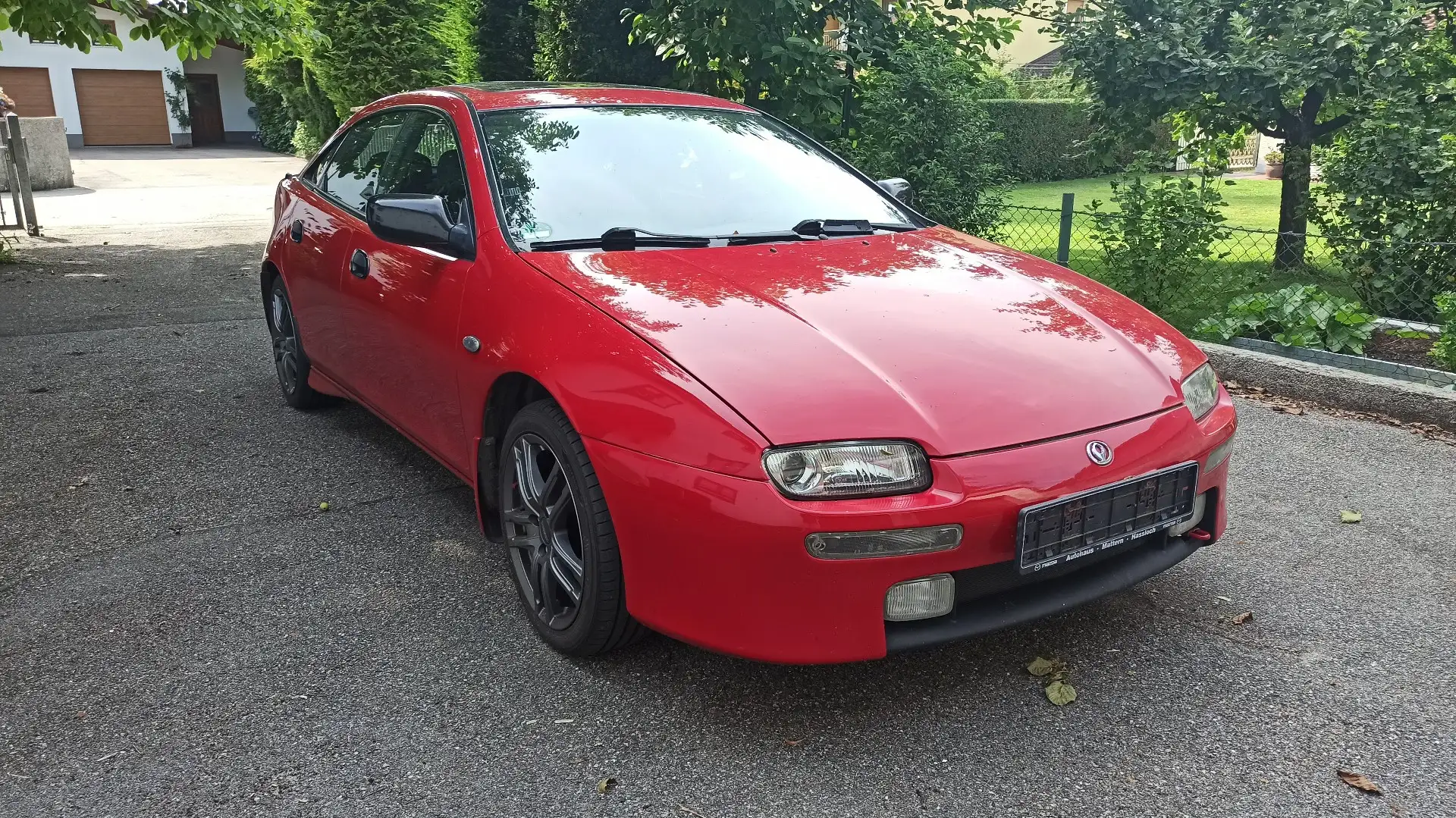 Mazda 323 F 1.9 - 2