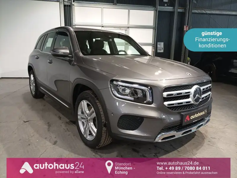 MERCEDES-BENZ Glb