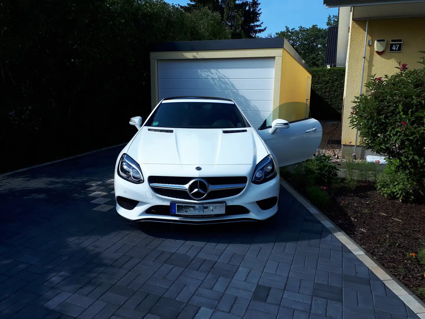 Mercedes-Benz SLC 200 SLC 200 9G-TRONIC Weiß - 1