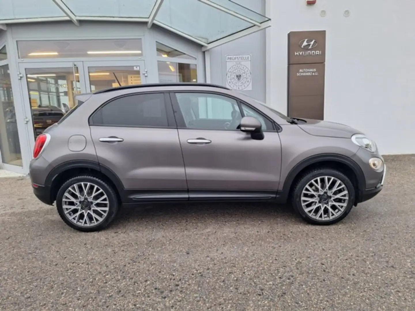 Fiat 500X 1,4 City Look Pop Star DCT Grau - 2