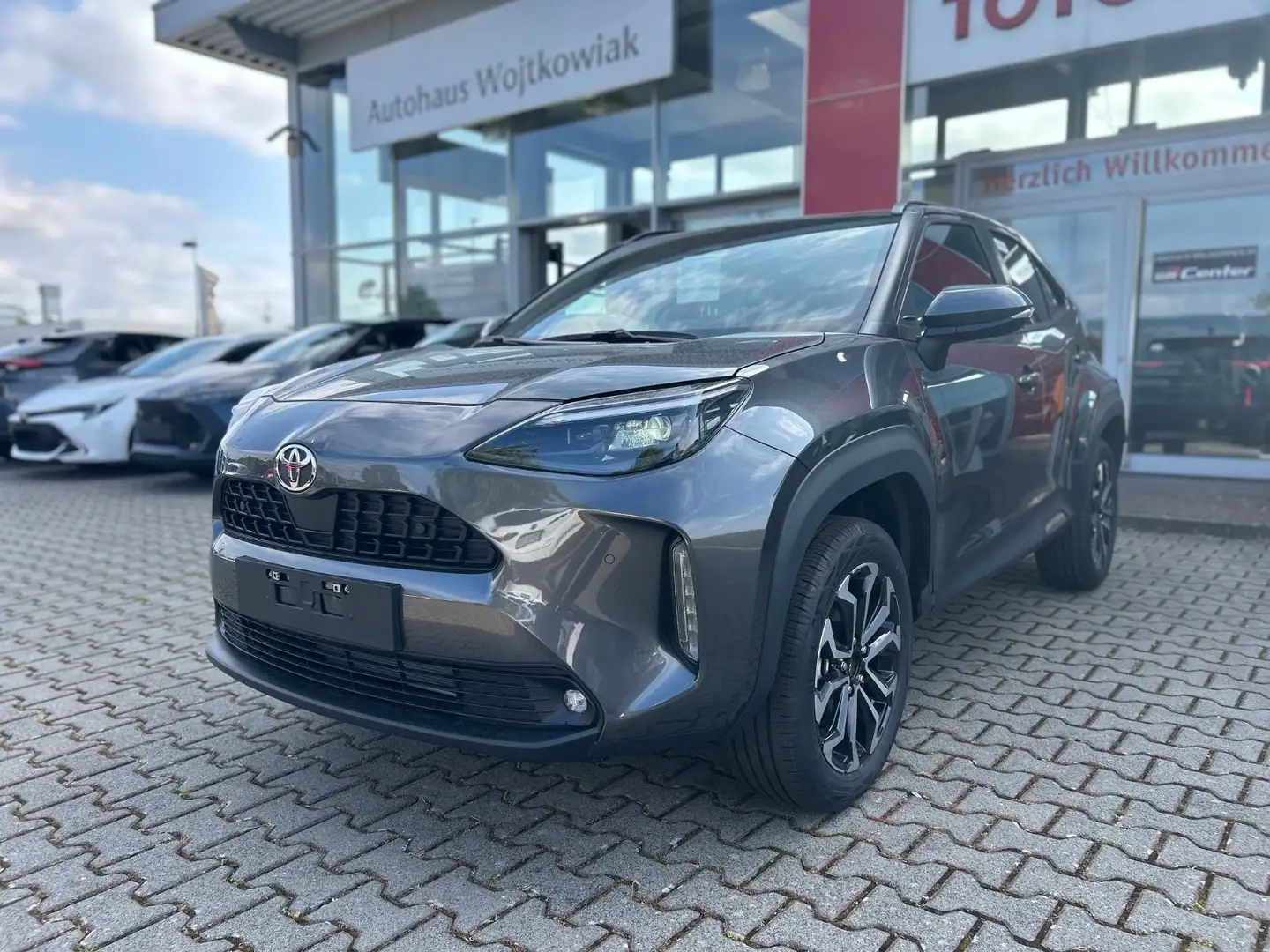 Toyota Yaris Cross TeamPlayer*SAFETY&WINTER*1,99% FINA Gris - 1