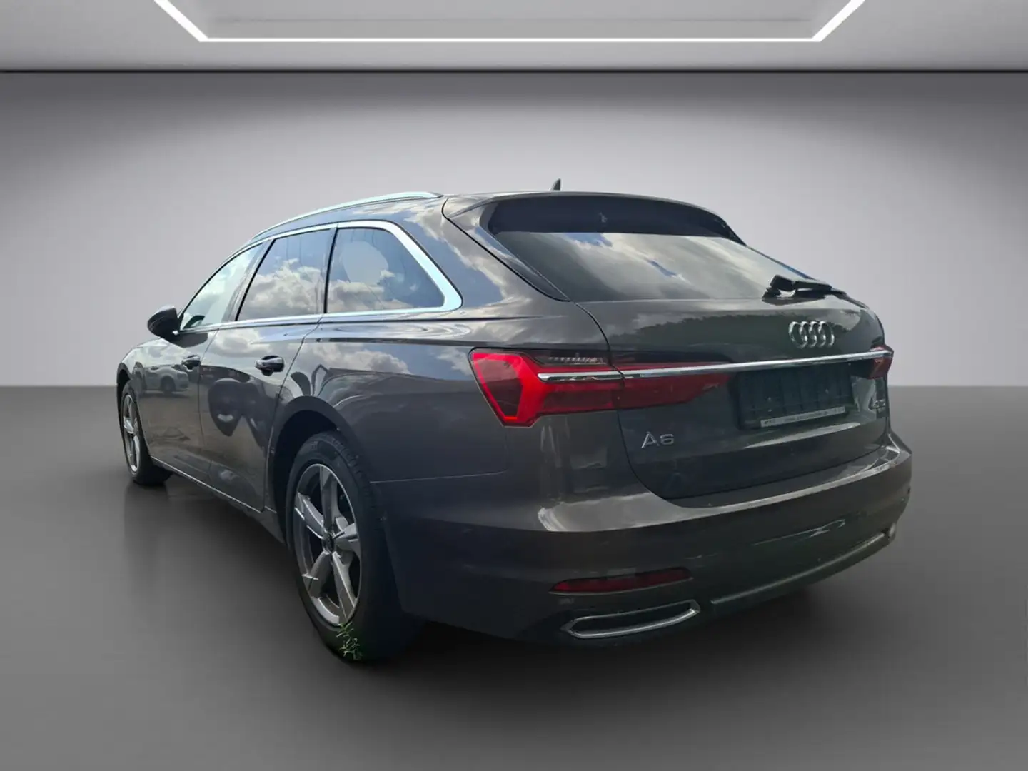 Audi A6 Avant Sport 40 TDI quattro, ACC,Head-up,AHK Braun - 2