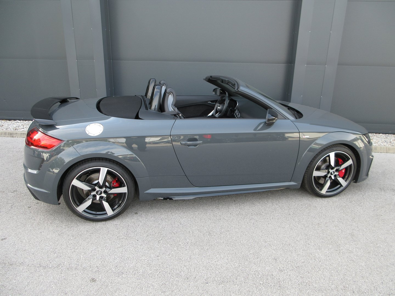 Audi TT 45 TFSI — photo 10