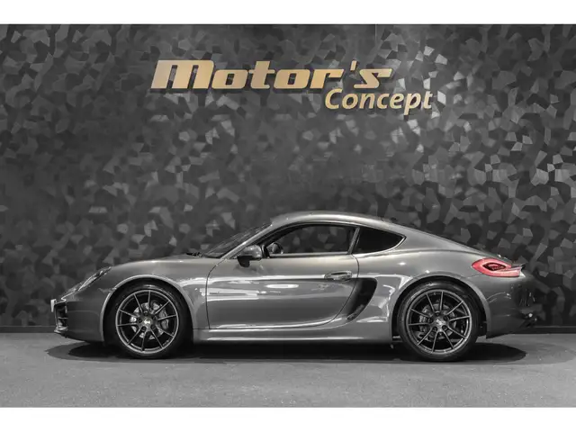Porsche Cayman view 2