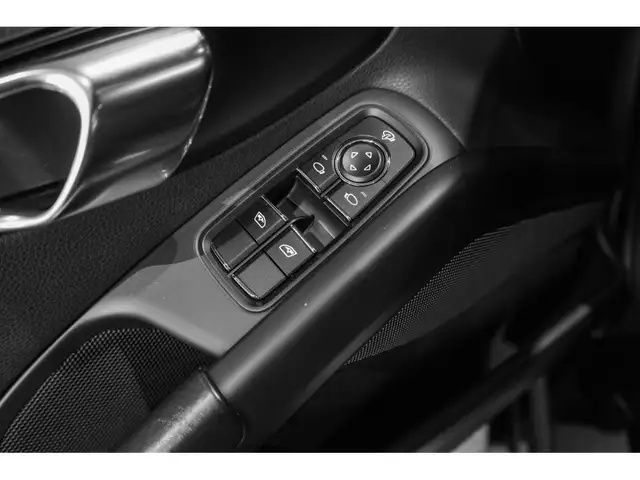 Porsche Cayman view 26
