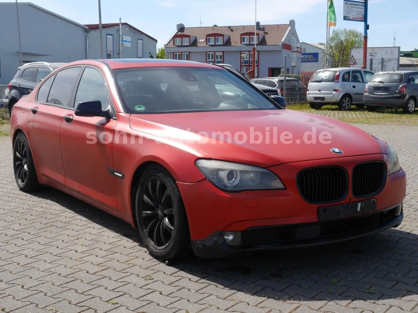 BMW 730 d Leder/Navi/Xenon/Softclo/Memory/RFK/GSD/21" Červená - 2