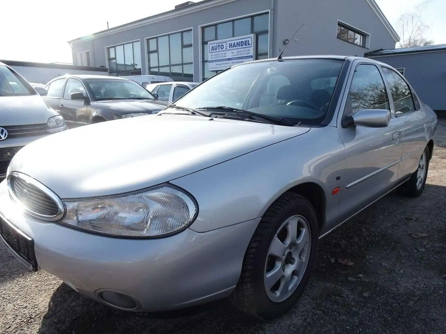 Ford Mondeo 2.5 V6, 125KW, AUTOMATIK-KLIMATR-SHZ-ALU Silber - 1