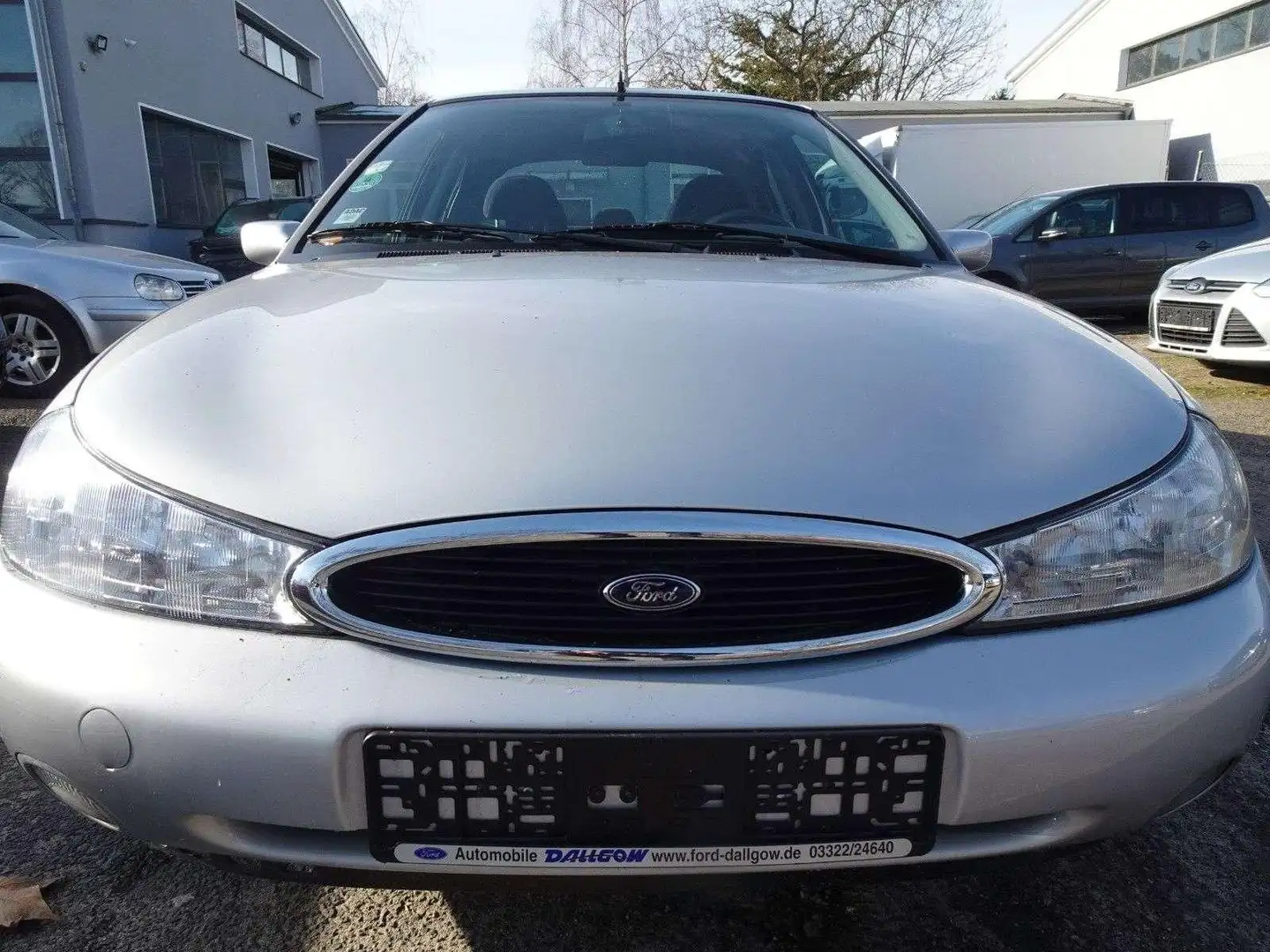 Ford Mondeo 2.5 V6, 125KW, AUTOMATIK-KLIMATR-SHZ-ALU Silber - 2