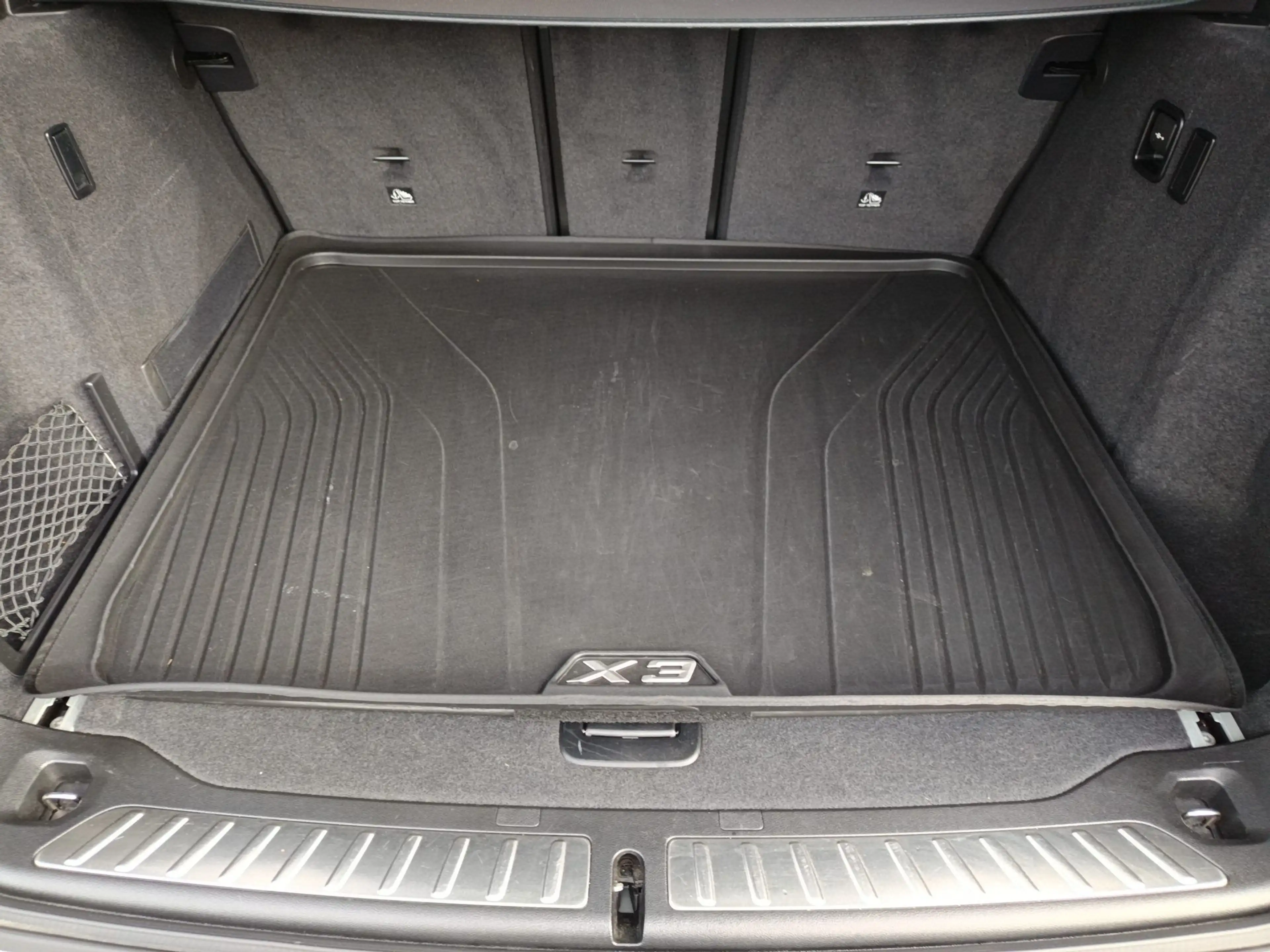 BMW X3 xDrive30d M SPORTPAKET+20"ALU+AHK+MEMORY+LASERLICH — photo 11