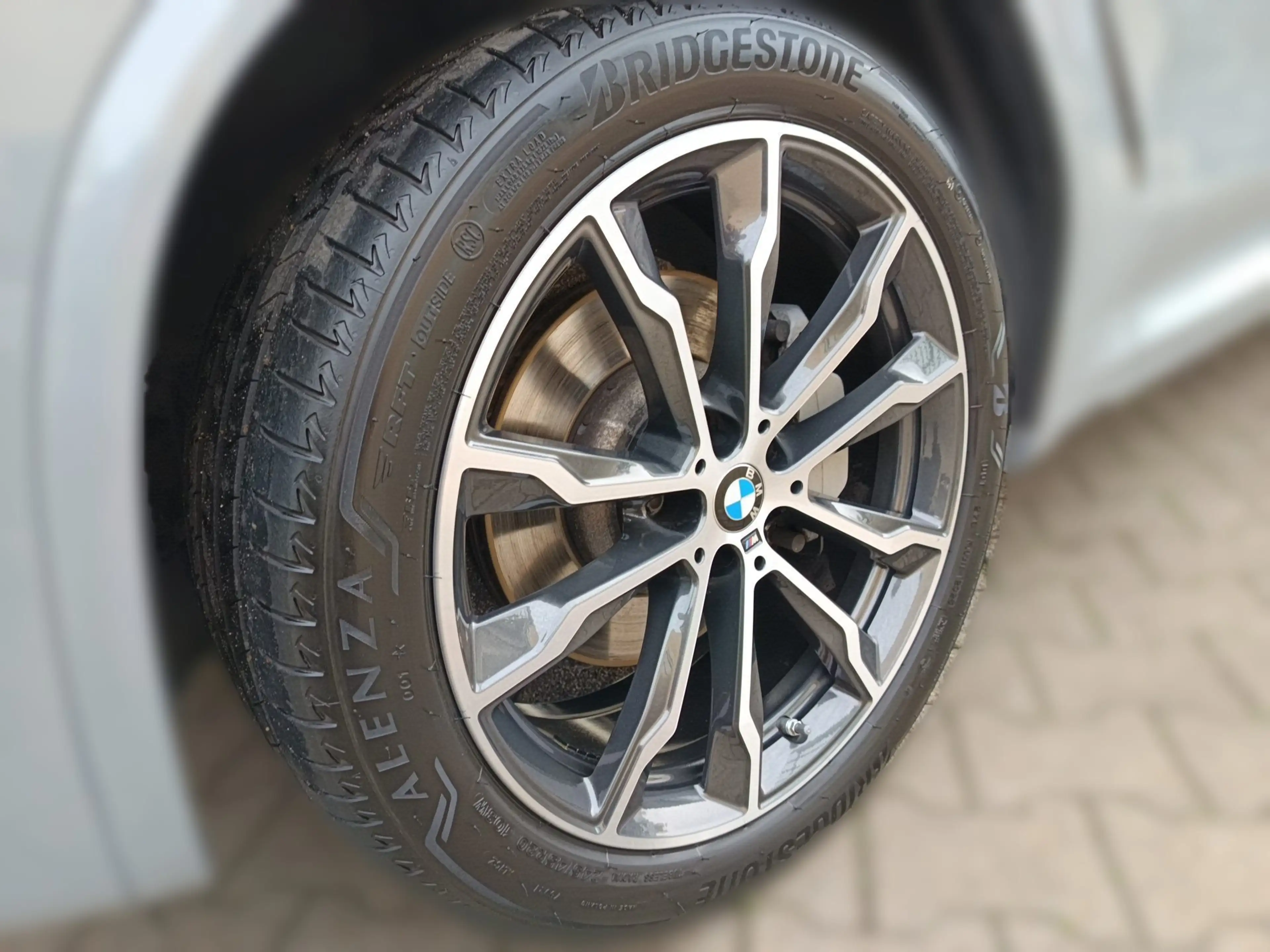 BMW X3 xDrive30d M SPORTPAKET+20"ALU+AHK+MEMORY+LASERLICH — photo 10