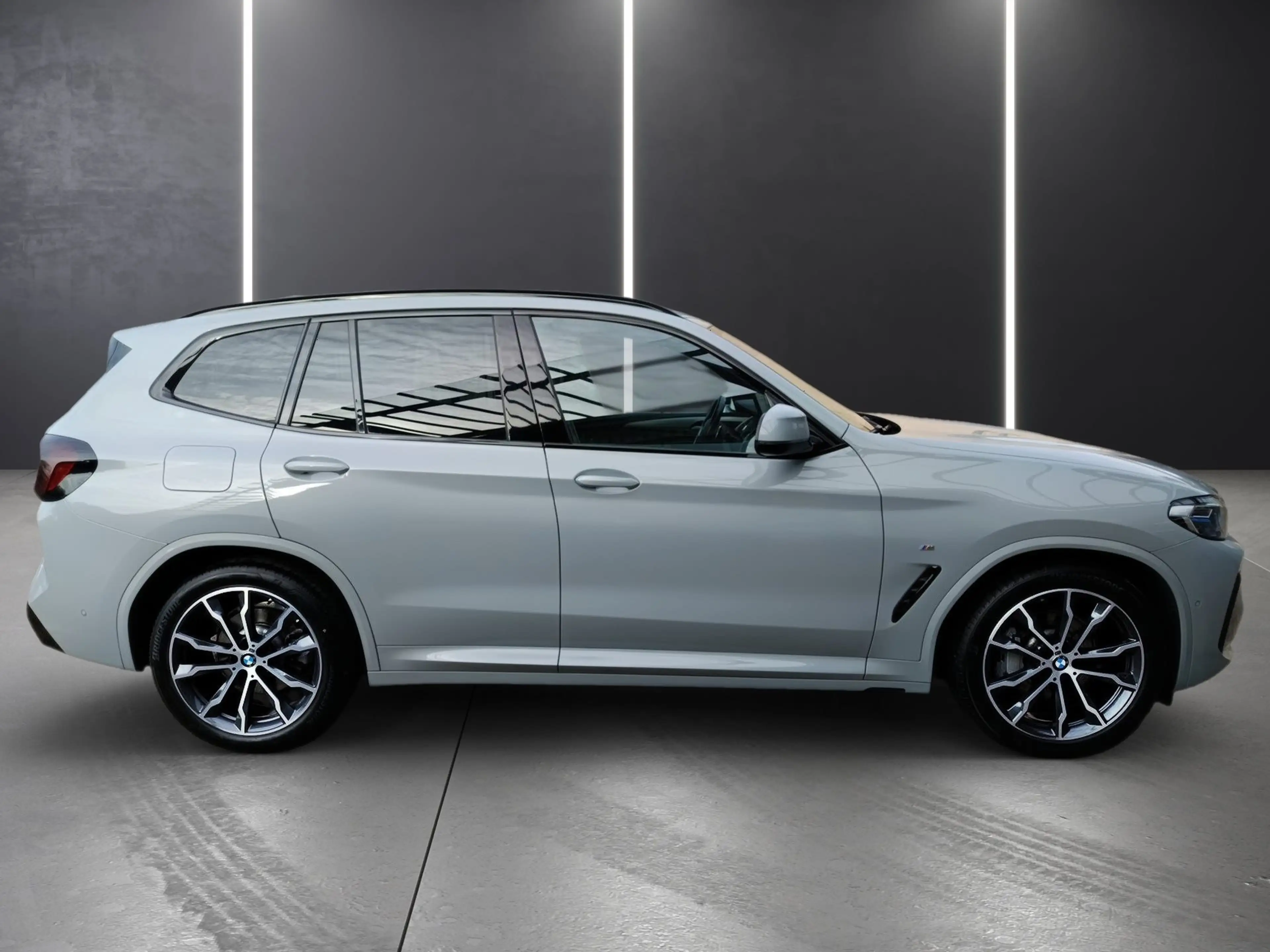 BMW X3 xDrive30d M SPORTPAKET+20"ALU+AHK+MEMORY+LASERLICH — photo 4