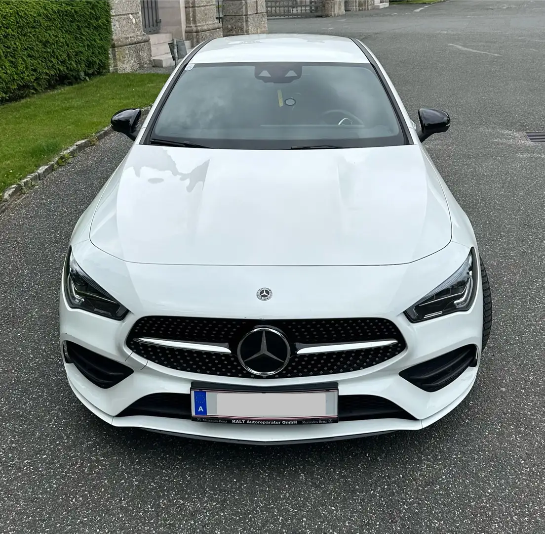 Mercedes-Benz CLA 220 d - 1