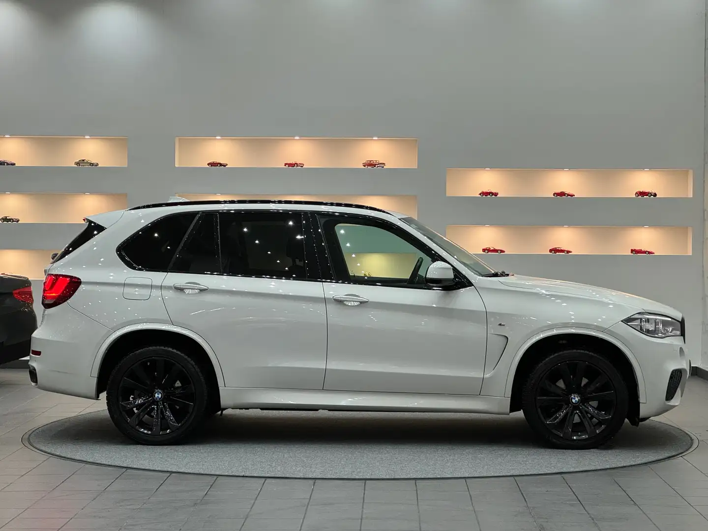BMW X5 xDrive30d*M-Paket*Head-up*Rückfahrkamera*LED* Blanc - 1