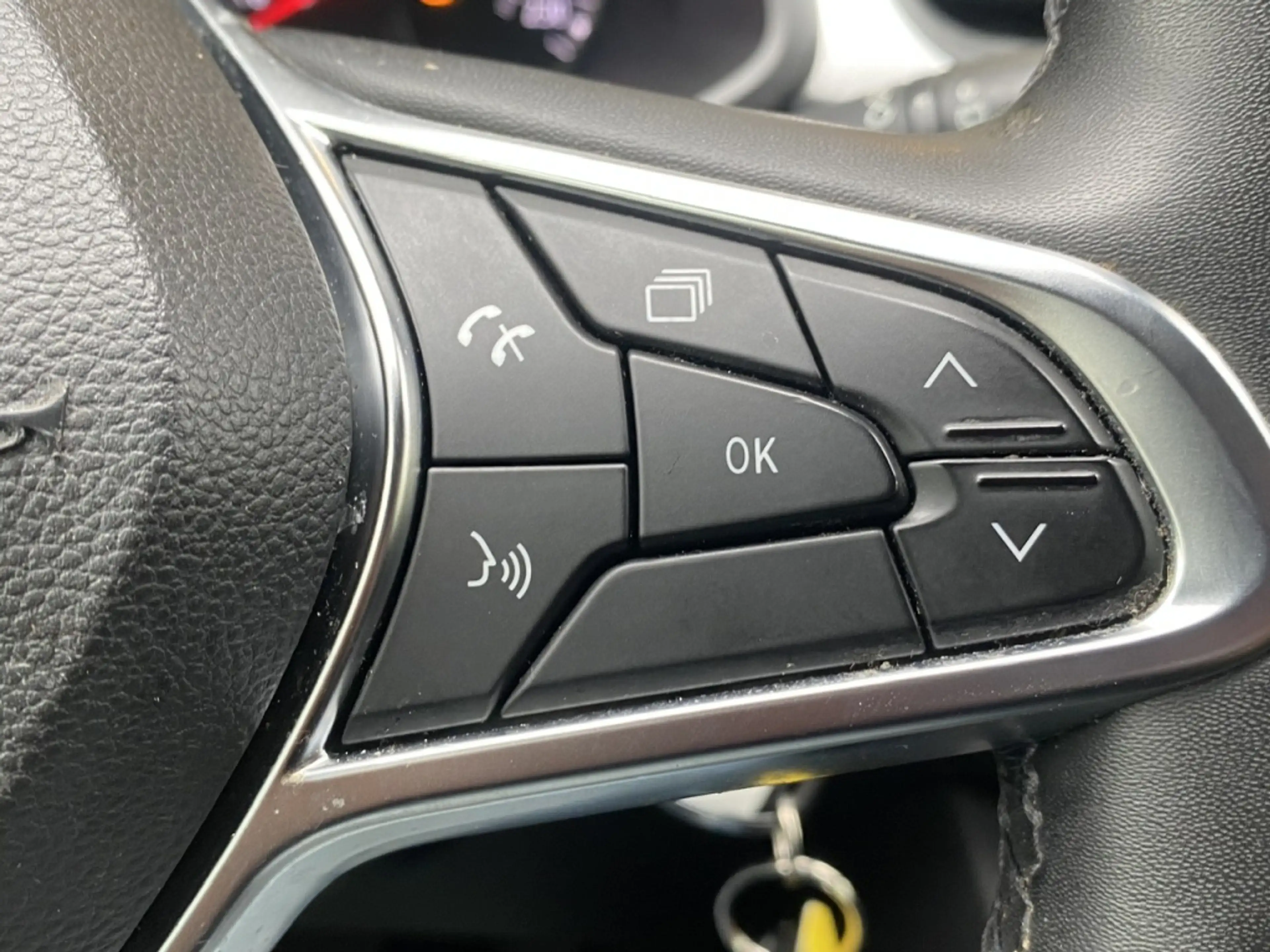 Renault Captur 1.0 TCe Zen / Cruise / LMV / LED / — photo 23