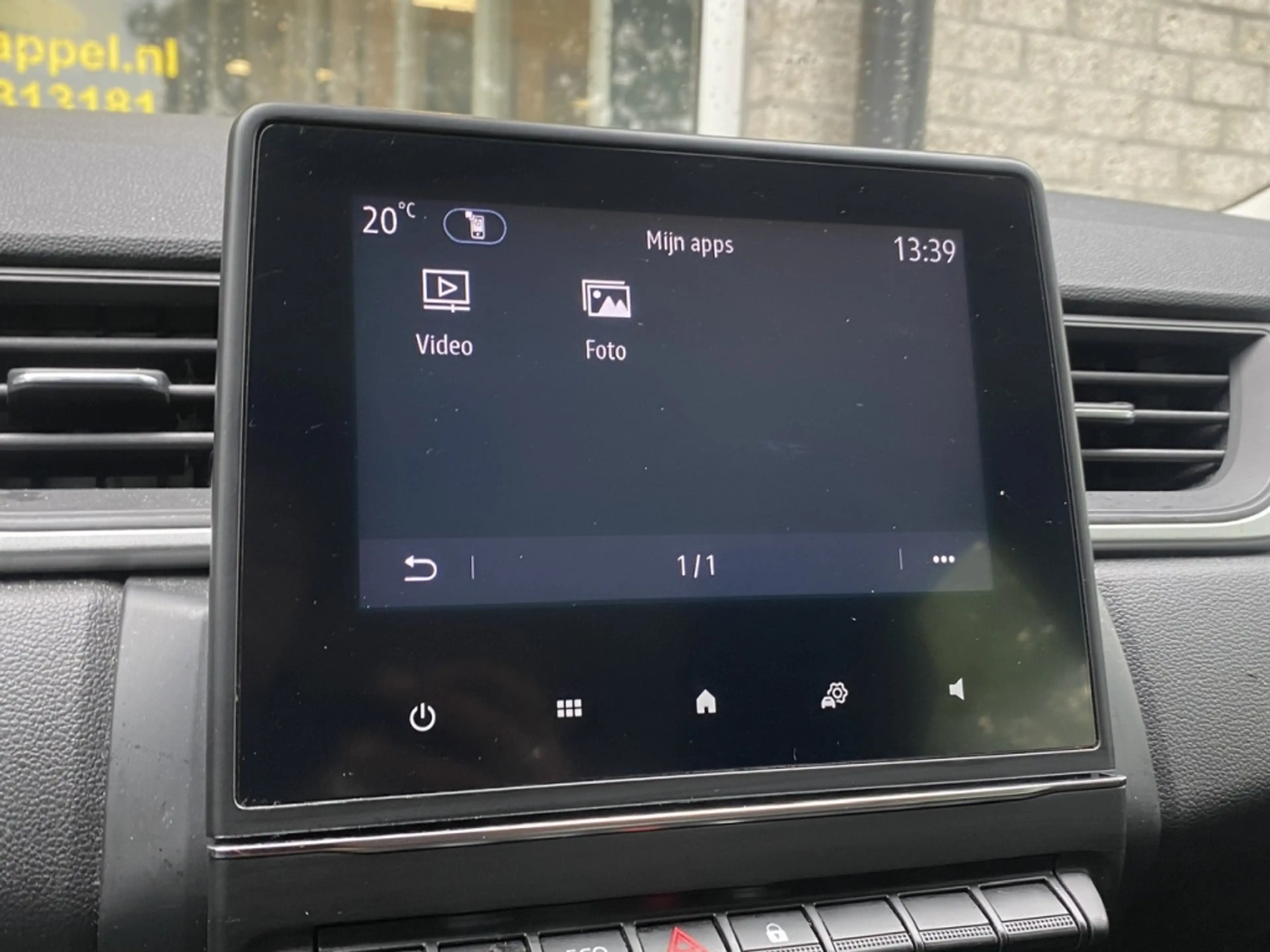 Renault Captur 1.0 TCe Zen / Cruise / LMV / LED / — photo 28