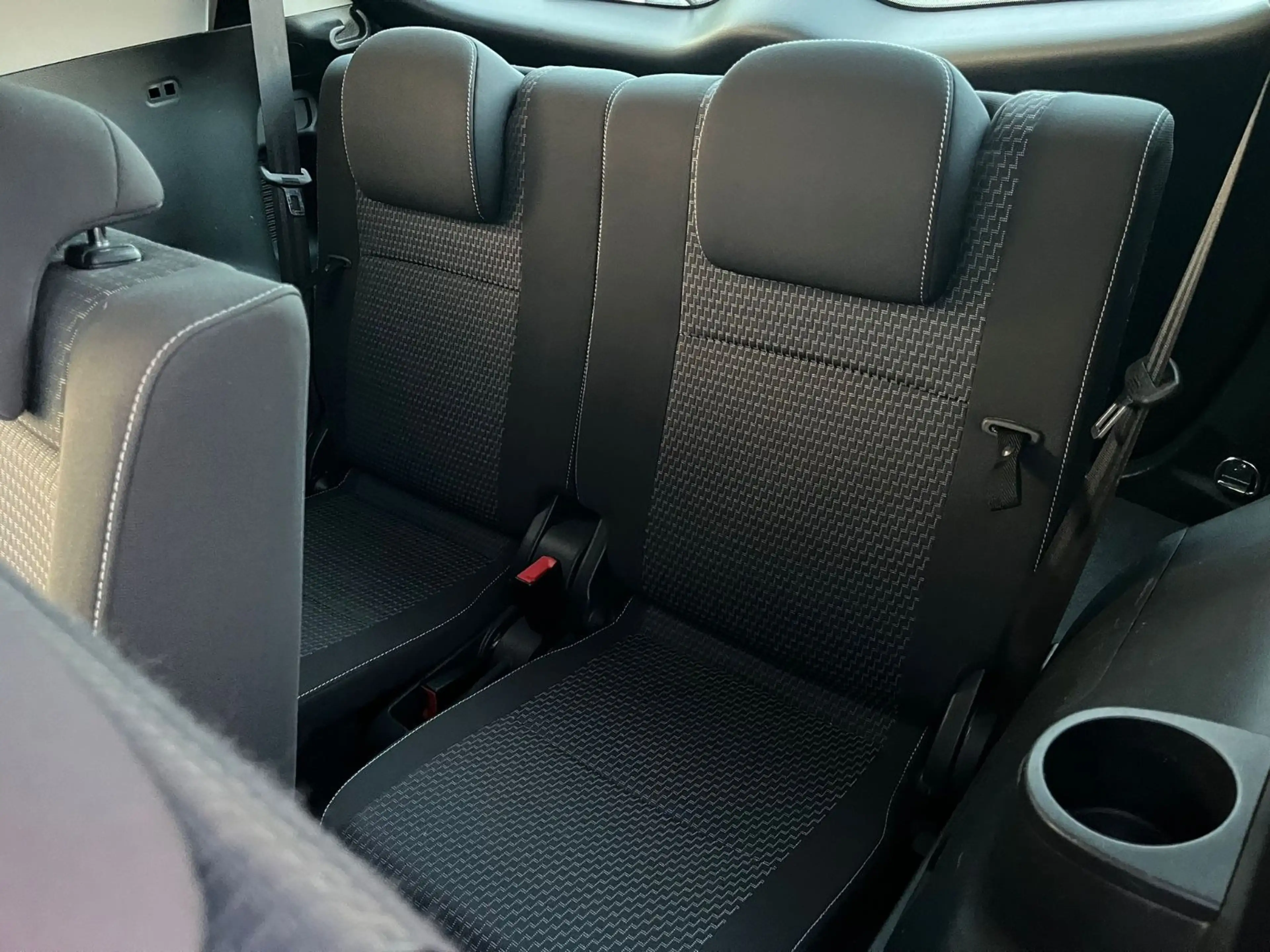 Toyota Verso Edition Klima Panorama Kamera *7.Sitze* — photo 14