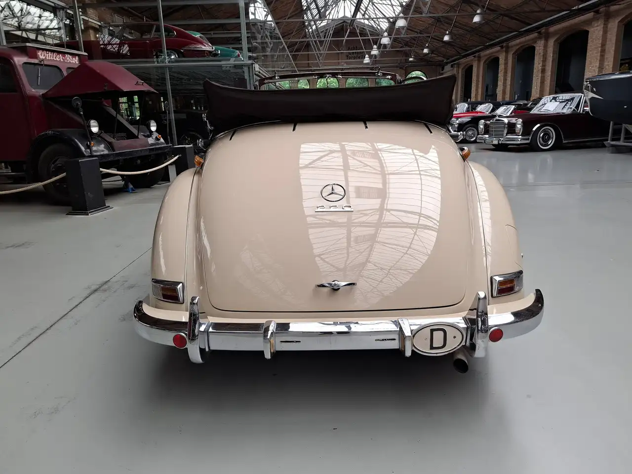 Mercedes-Benz 220 Cabriolet A, foto 7