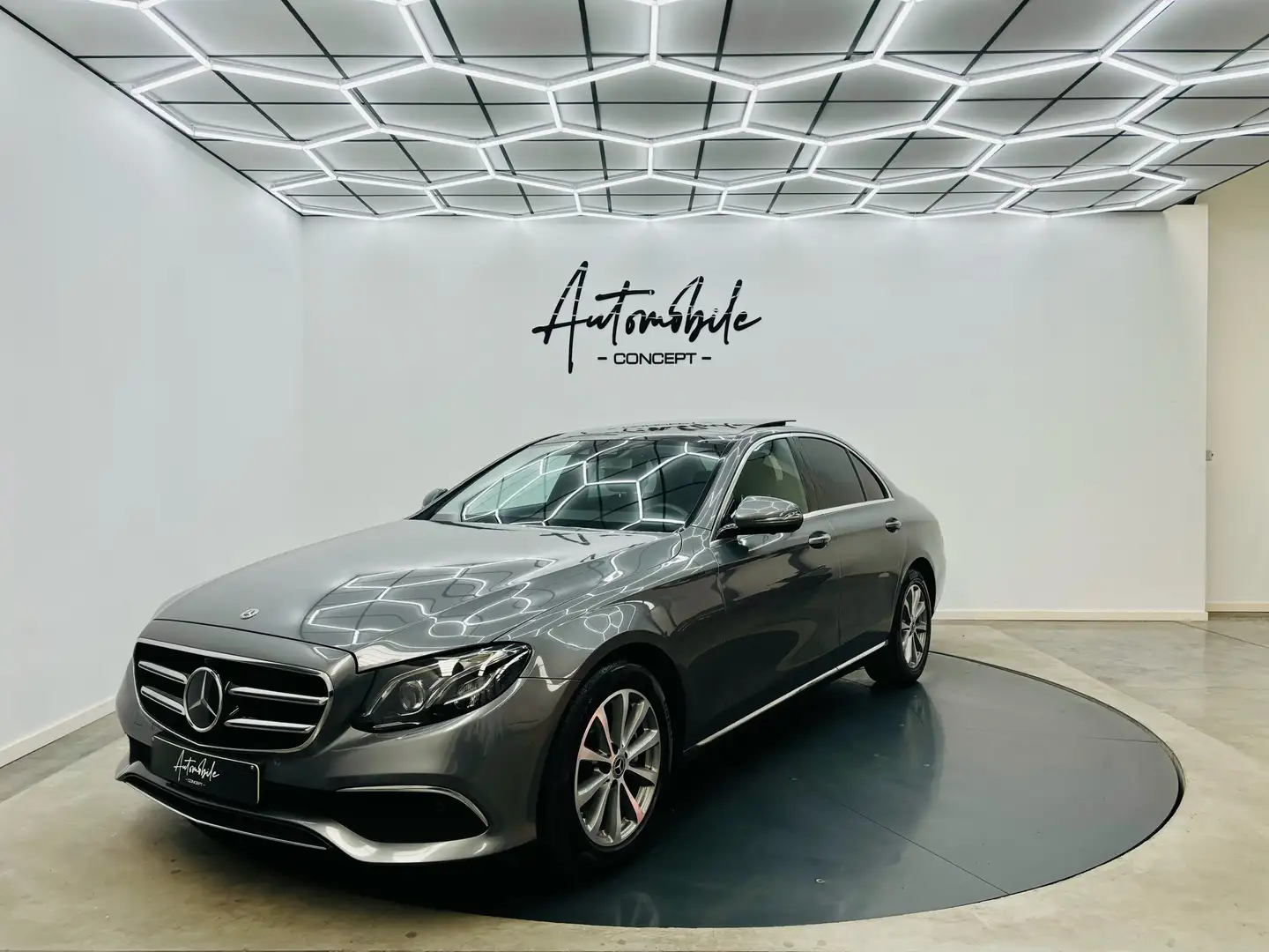 Mercedes-Benz E 220 VENDU!!!! SOLD!!!!!!!!!! Grijs - 1