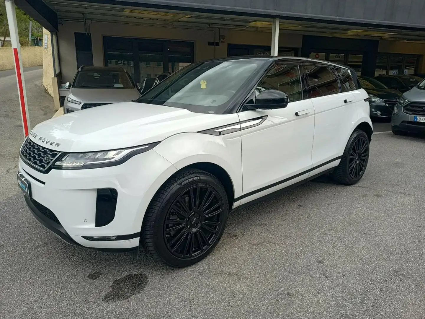 Land Rover Range Rover Evoque 2.0D I4-L.Flw 150 CV AWD Auto - KM.70.000 Bianco - 1