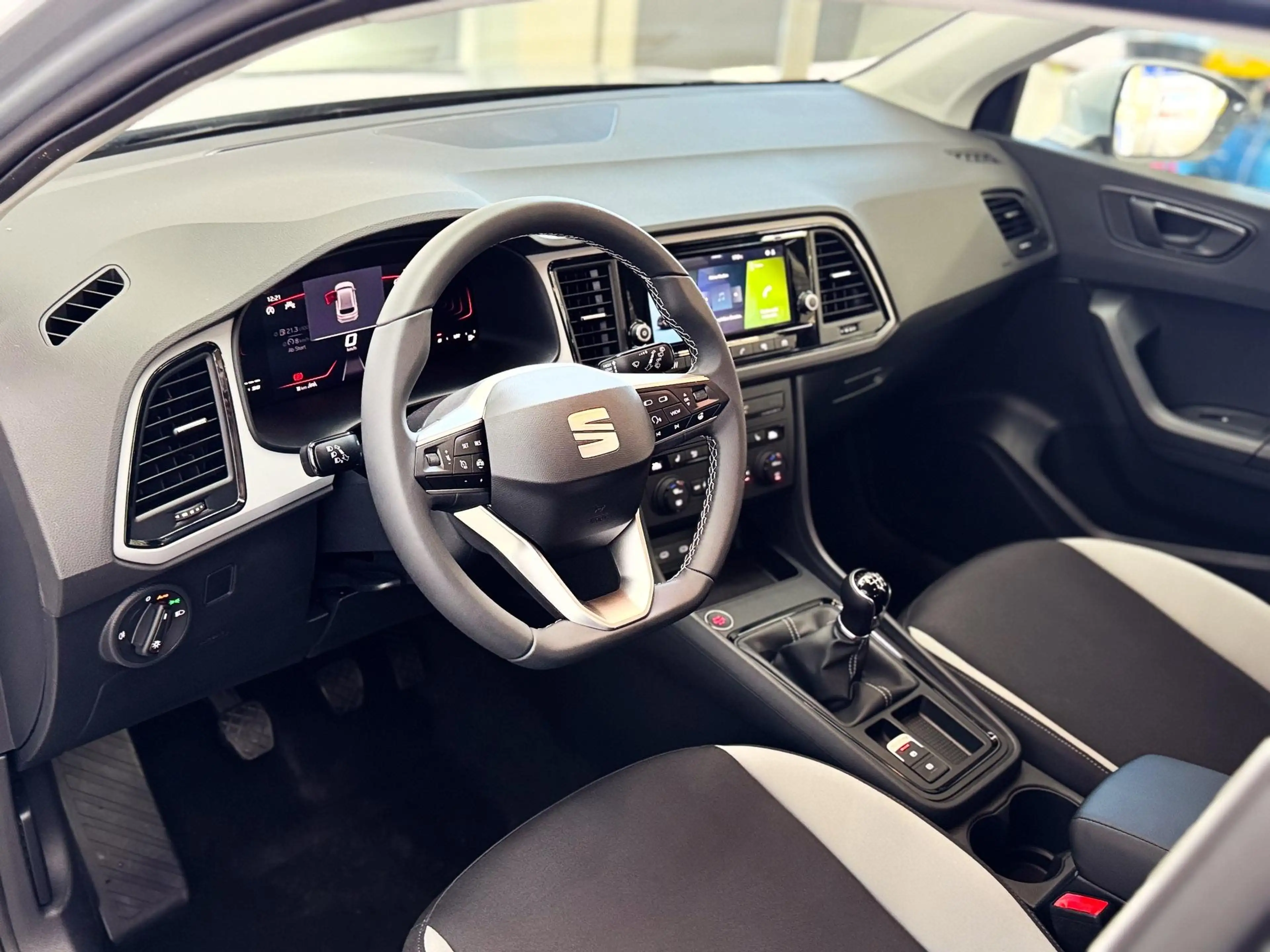 SEAT Ateca EDITION KLIMAAUTOMATIK SHZ ALU TEMPOMAT EL.PAKE... — photo 10