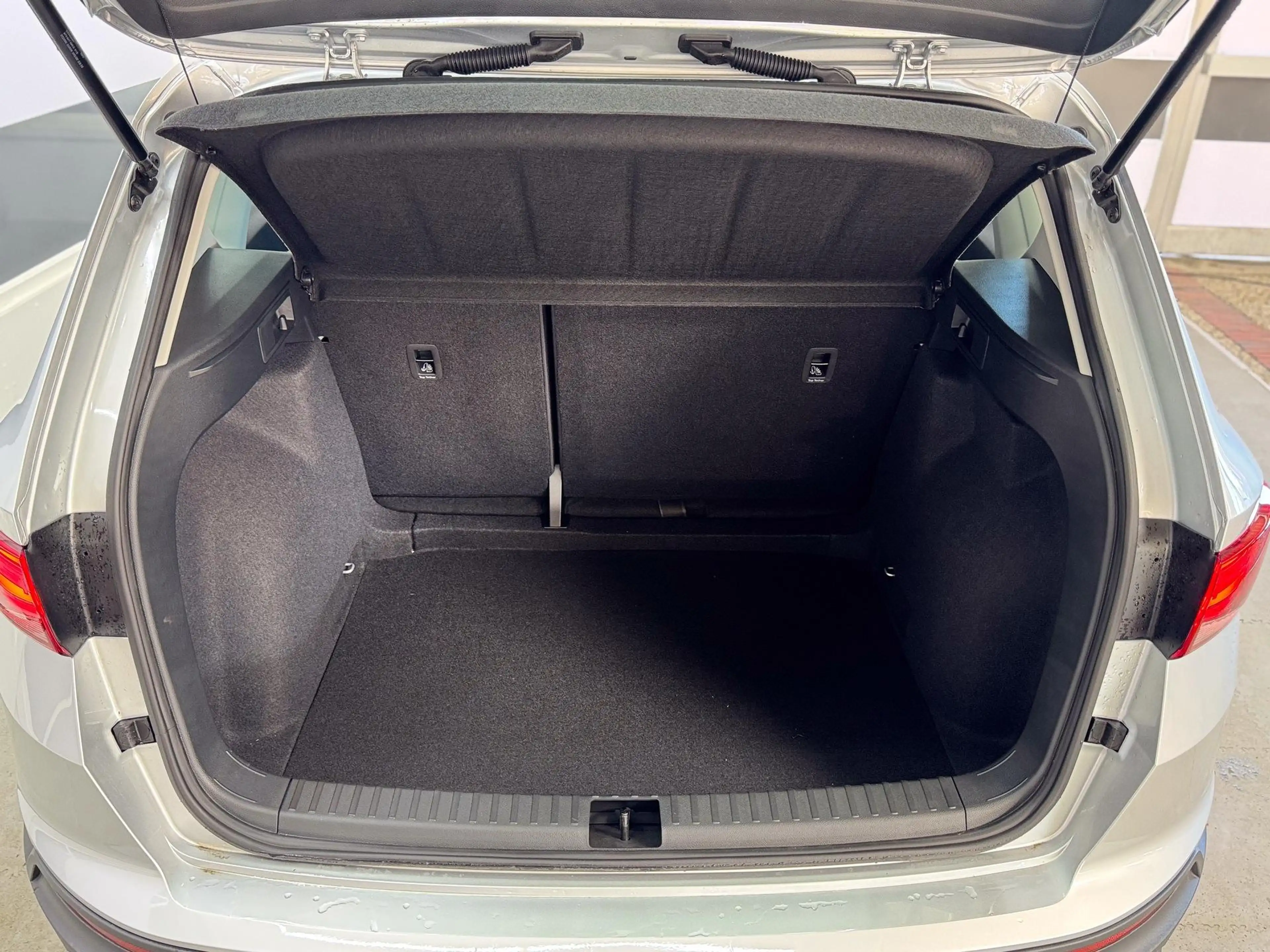 SEAT Ateca EDITION KLIMAAUTOMATIK SHZ ALU TEMPOMAT EL.PAKE... — photo 7