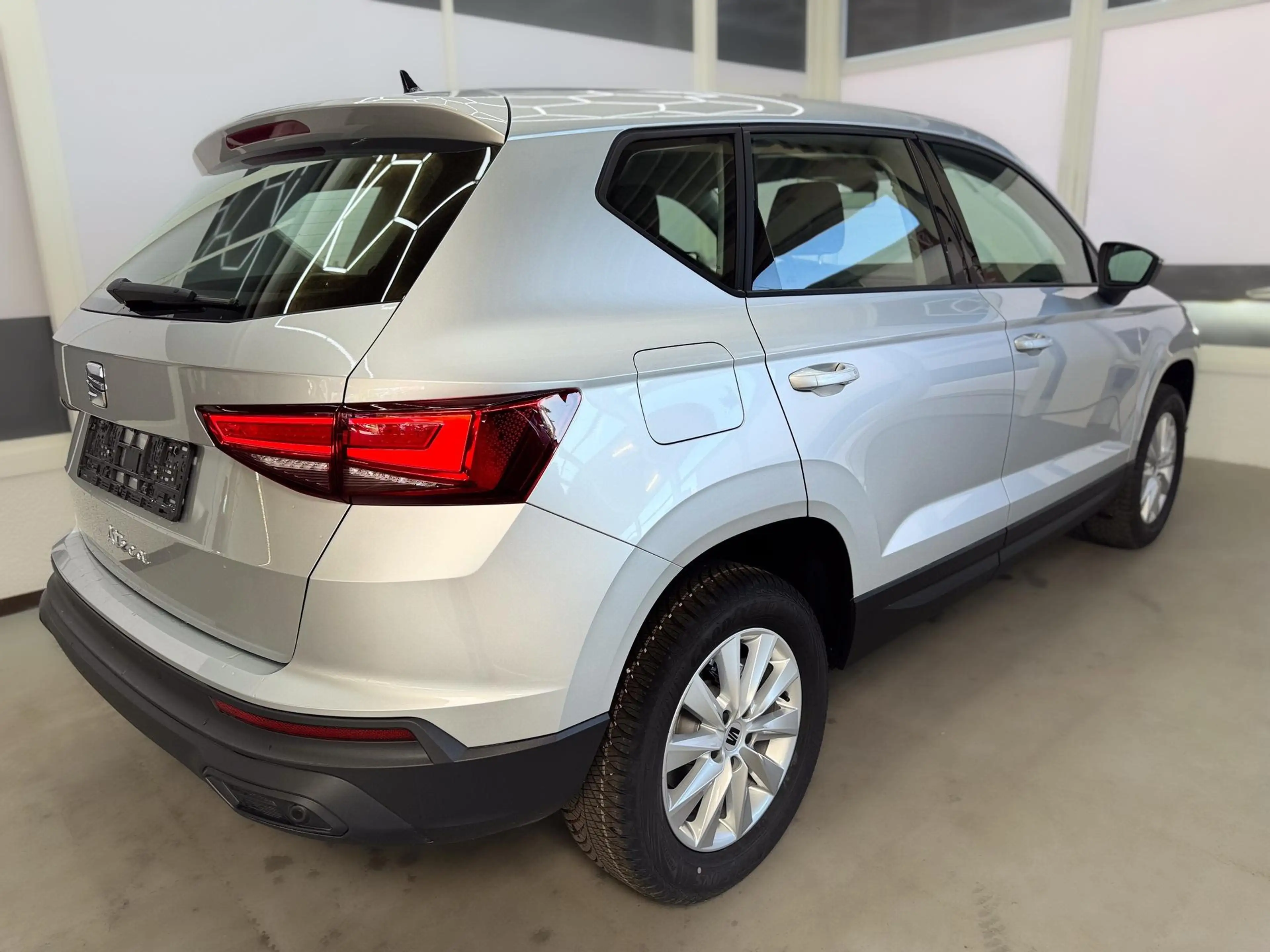 SEAT Ateca EDITION KLIMAAUTOMATIK SHZ ALU TEMPOMAT EL.PAKE... — photo 5