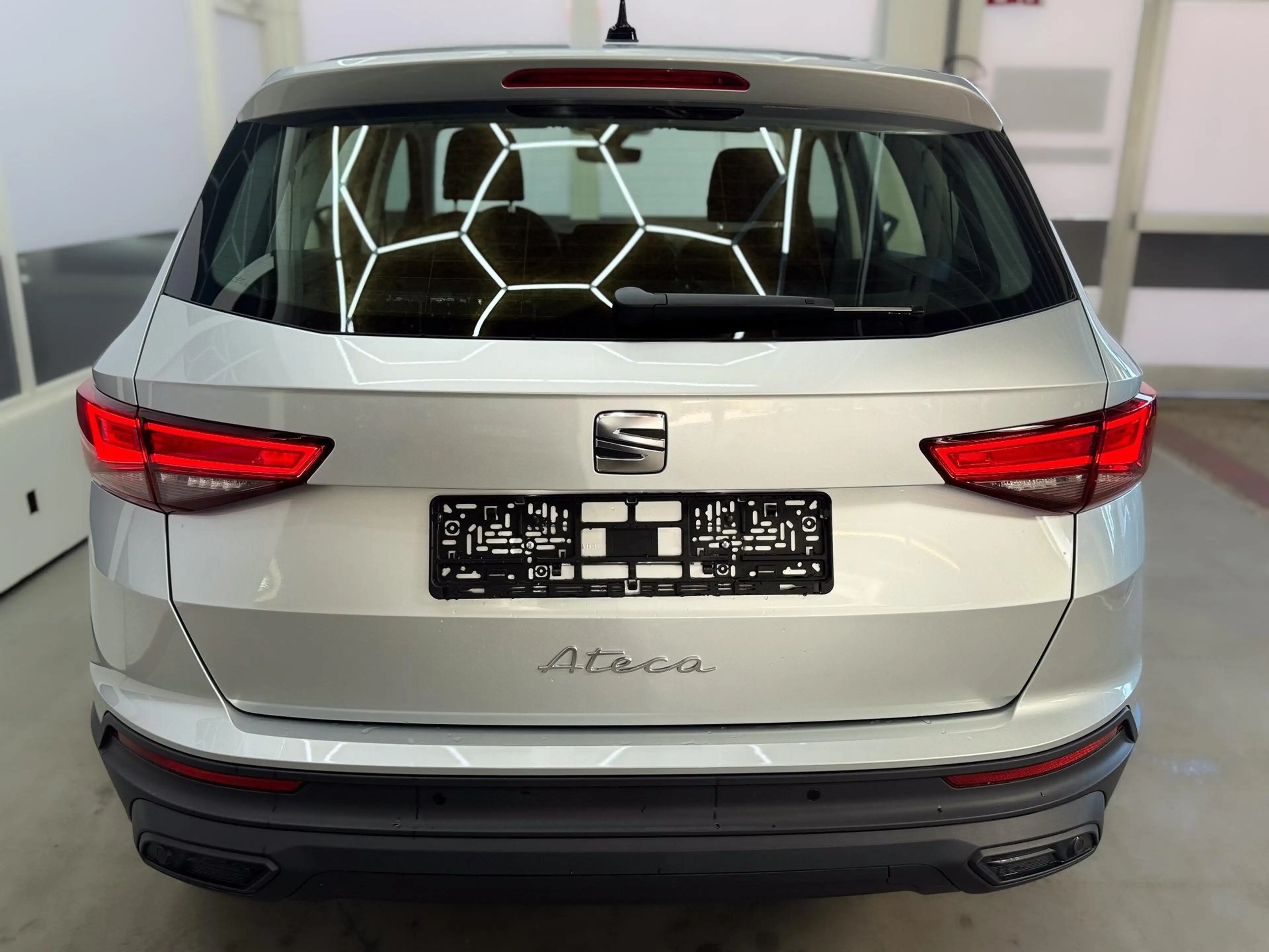 SEAT Ateca EDITION KLIMAAUTOMATIK SHZ ALU TEMPOMAT EL.PAKE... — photo 6
