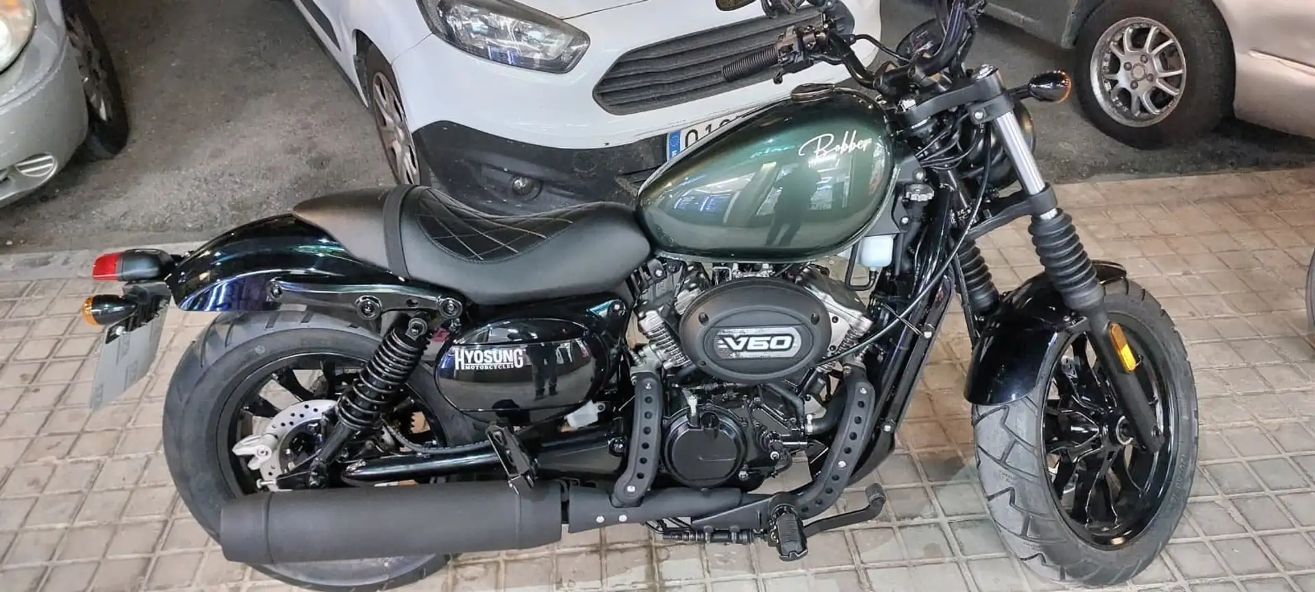 Hyosung Aquila 125 Bobber cruiser gvs 125 Verde - 2