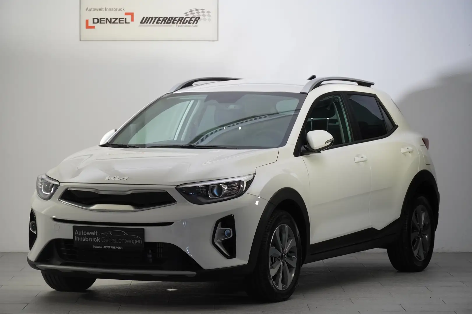 Kia Stonic 1,0 TGDI GPF Weiß - 2