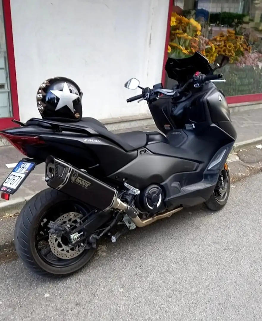 Yamaha TMAX 560 Black Edition Nero - 2