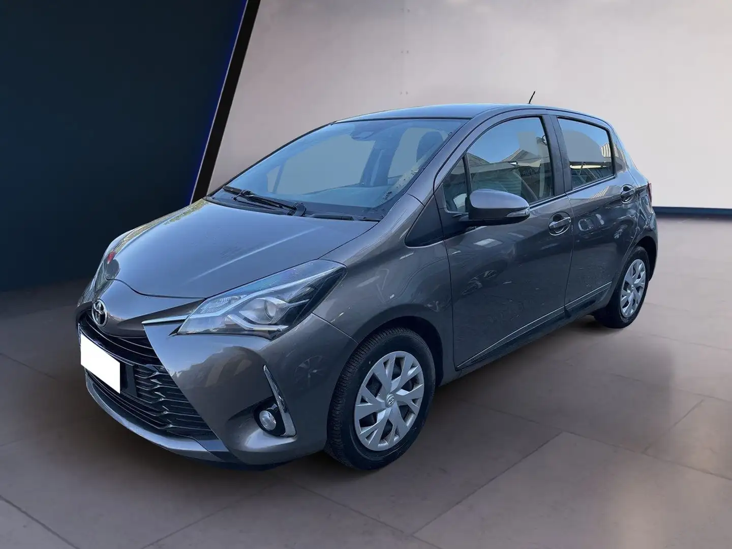 Toyota Yaris III 2017 5p 1.0 Active my18 Nero - 2
