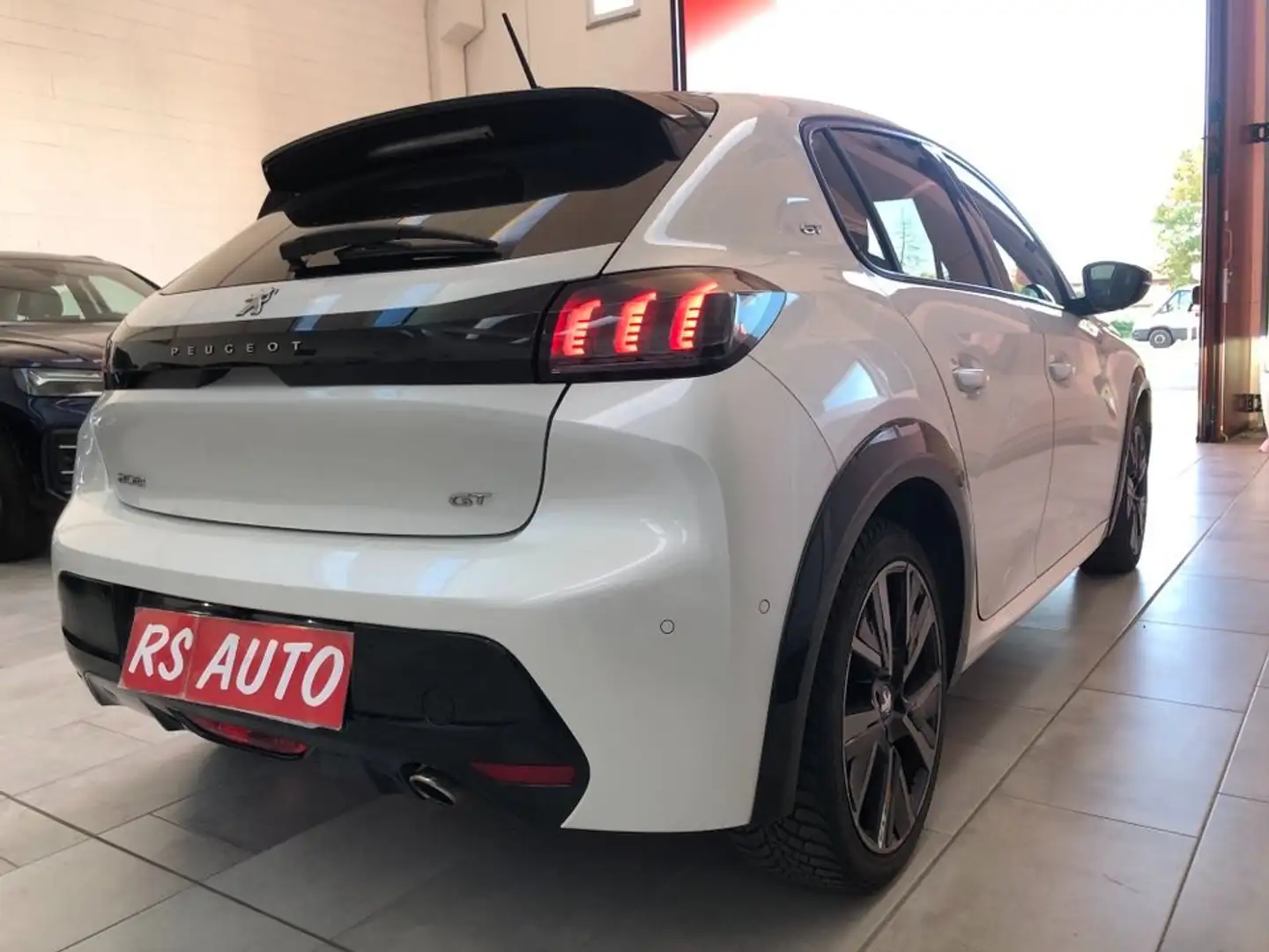 Peugeot 208 208 II 2019 1.5 bluehdi GT Pack s *IVA DEDUCIBILE* Weiß - 2